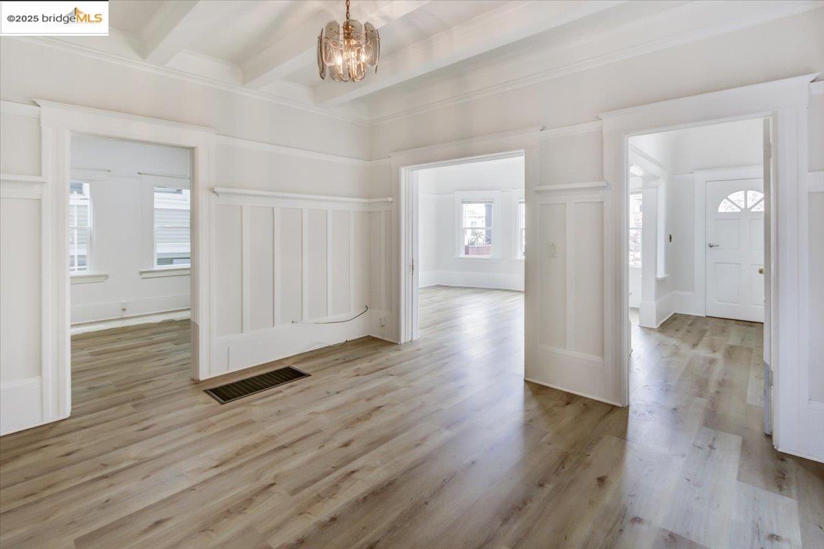 Detail Gallery Image 15 of 60 For 832 7th Ave, Oakland,  CA 94606 - – Beds | – Baths