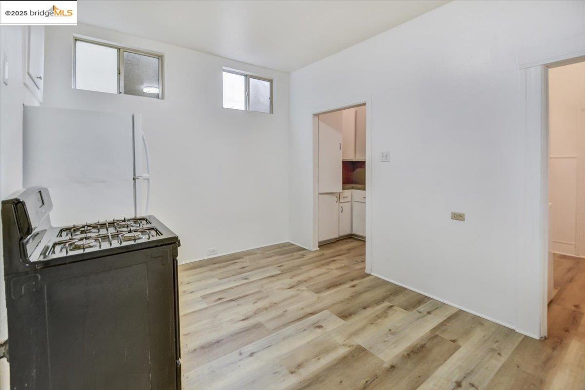 Detail Gallery Image 3 of 60 For 832 7th Ave, Oakland,  CA 94606 - – Beds | – Baths