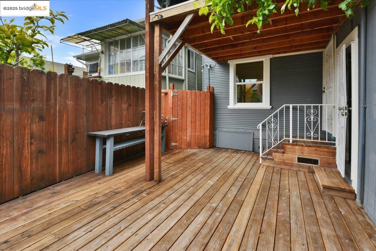 Detail Gallery Image 21 of 60 For 832 7th Ave, Oakland,  CA 94606 - – Beds | – Baths