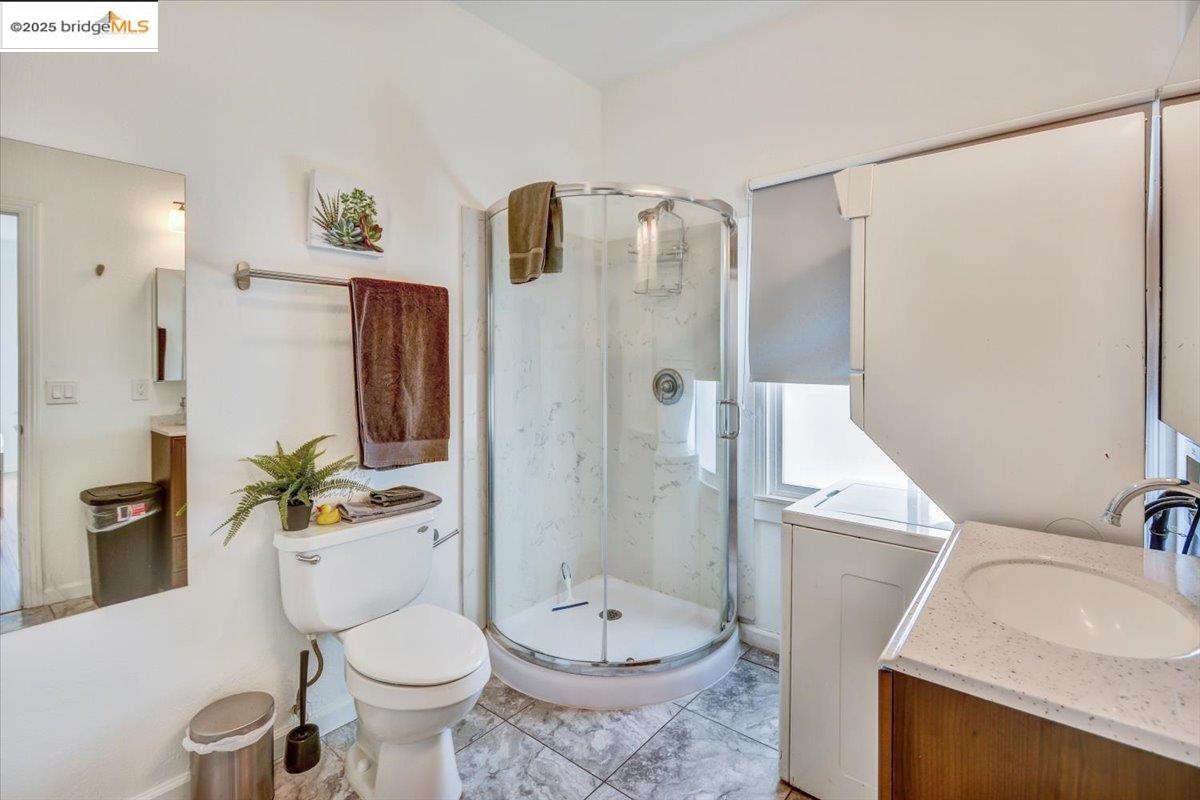 Detail Gallery Image 30 of 60 For 832 7th Ave, Oakland,  CA 94606 - – Beds | – Baths