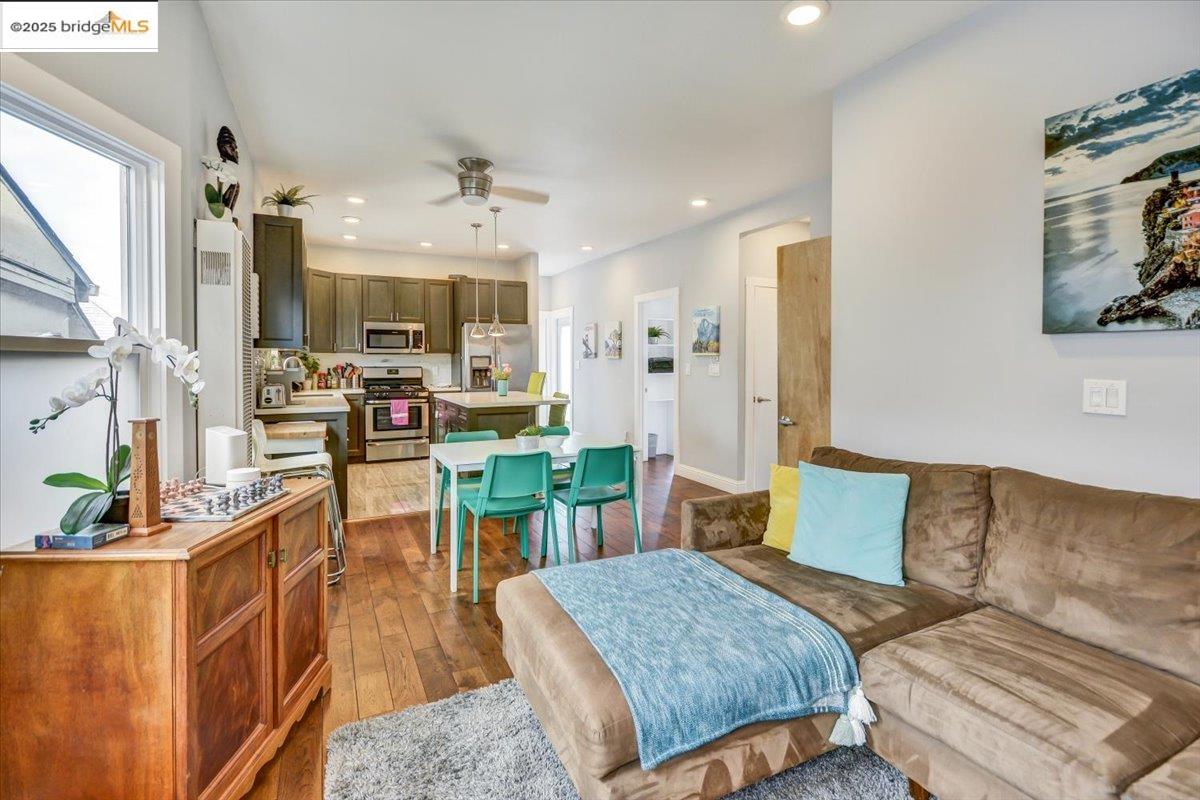 Detail Gallery Image 36 of 60 For 832 7th Ave, Oakland,  CA 94606 - – Beds | – Baths