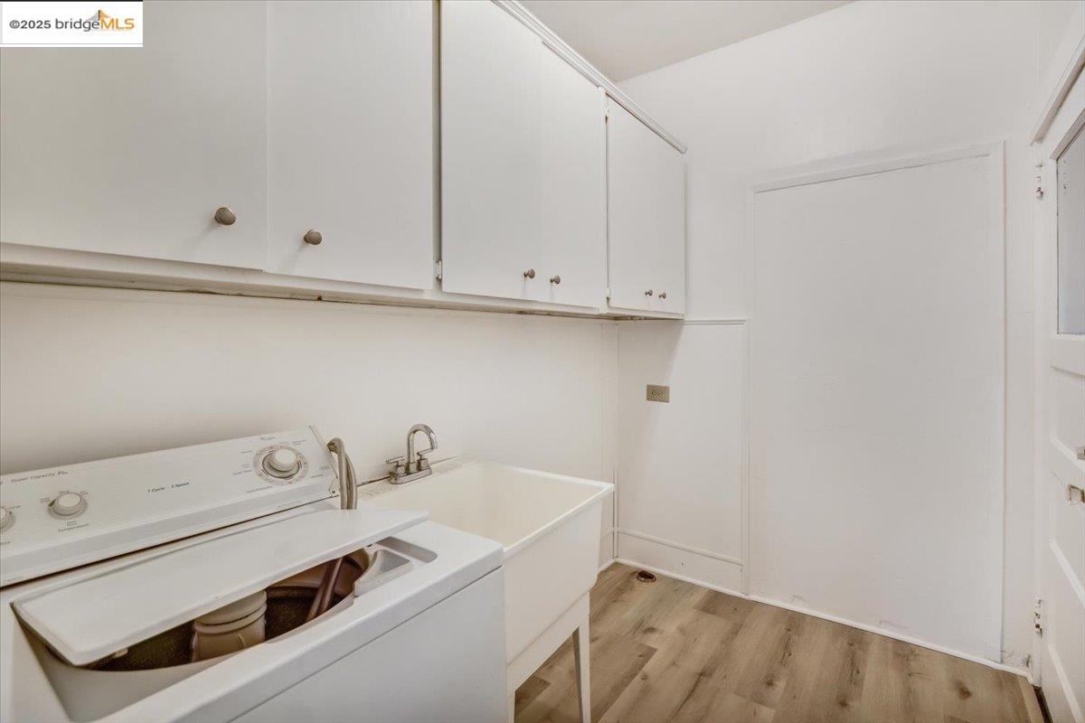 Detail Gallery Image 7 of 60 For 832 7th Ave, Oakland,  CA 94606 - – Beds | – Baths