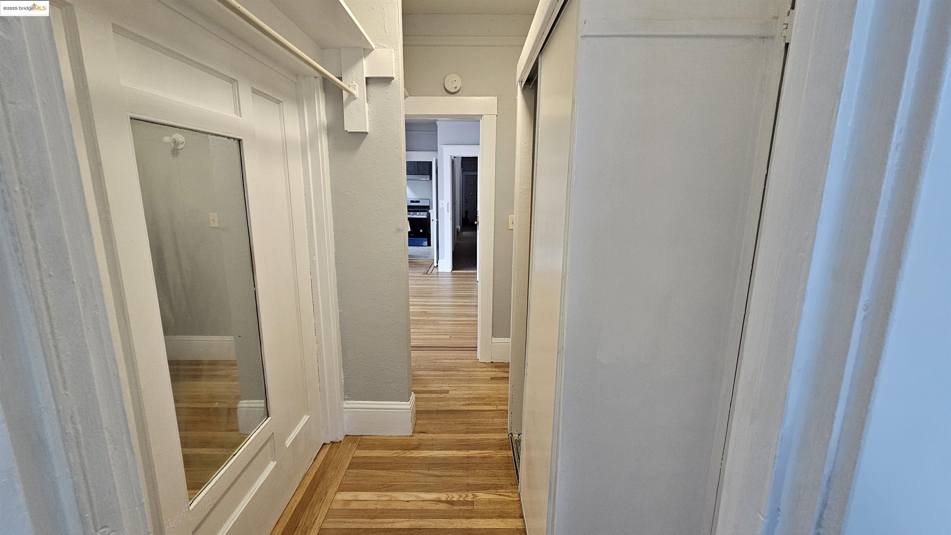 1400 Lakeshore Ave # 3, Oakland, California 94606, 1 Bedroom Bedrooms, 4 Rooms Rooms,1 BathroomBathrooms,Residential Lease,For Rent,1400 Lakeshore Ave # 3,41092896