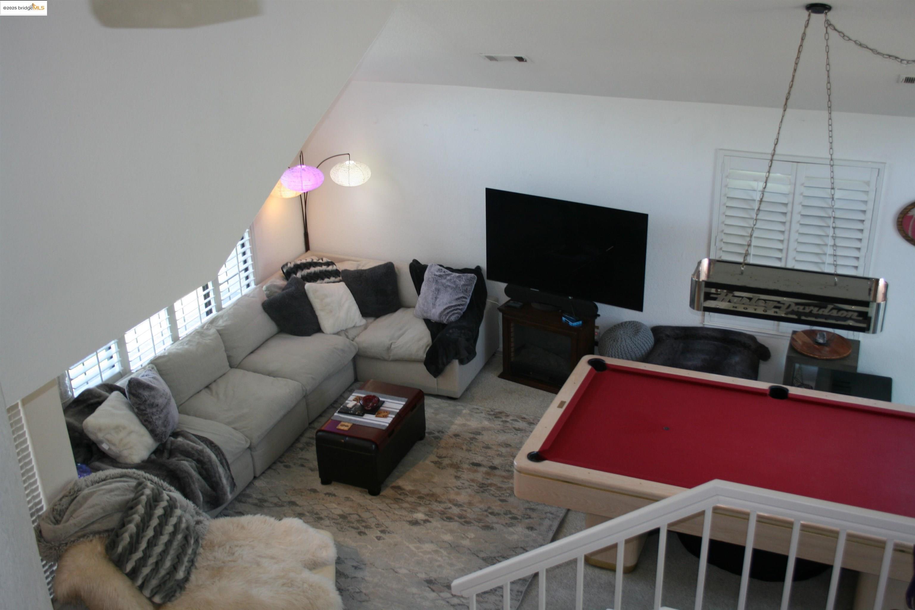 Detail Gallery Image 10 of 19 For 2070 Largo Ct, Discovery Bay,  CA 94505 - 4 Beds | 2/1 Baths
