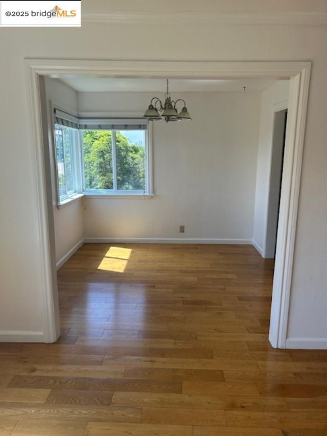 Detail Gallery Image 17 of 23 For 128 Moraga Ave, Piedmont,  CA 94611 - 2 Beds | 1 Baths