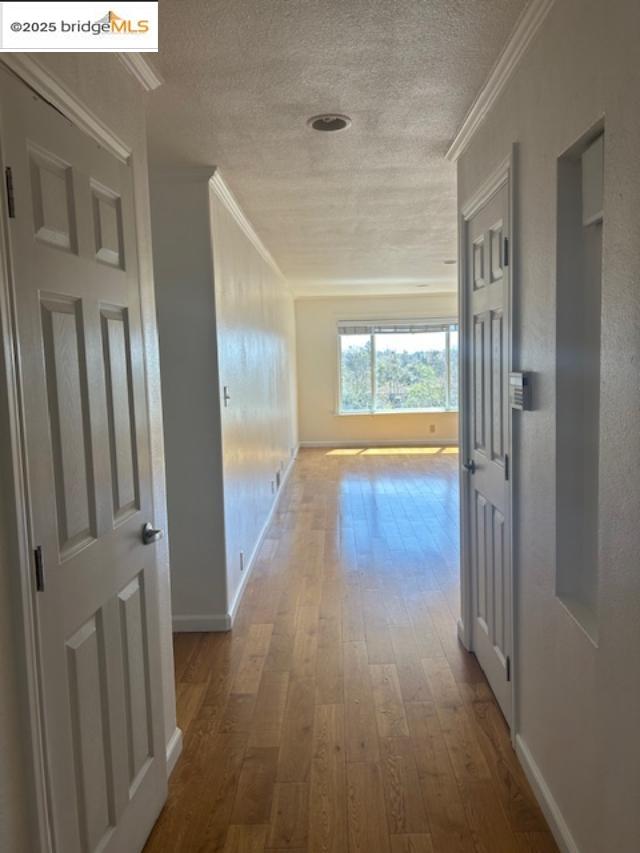 Detail Gallery Image 18 of 23 For 128 Moraga Ave, Piedmont,  CA 94611 - 2 Beds | 1 Baths
