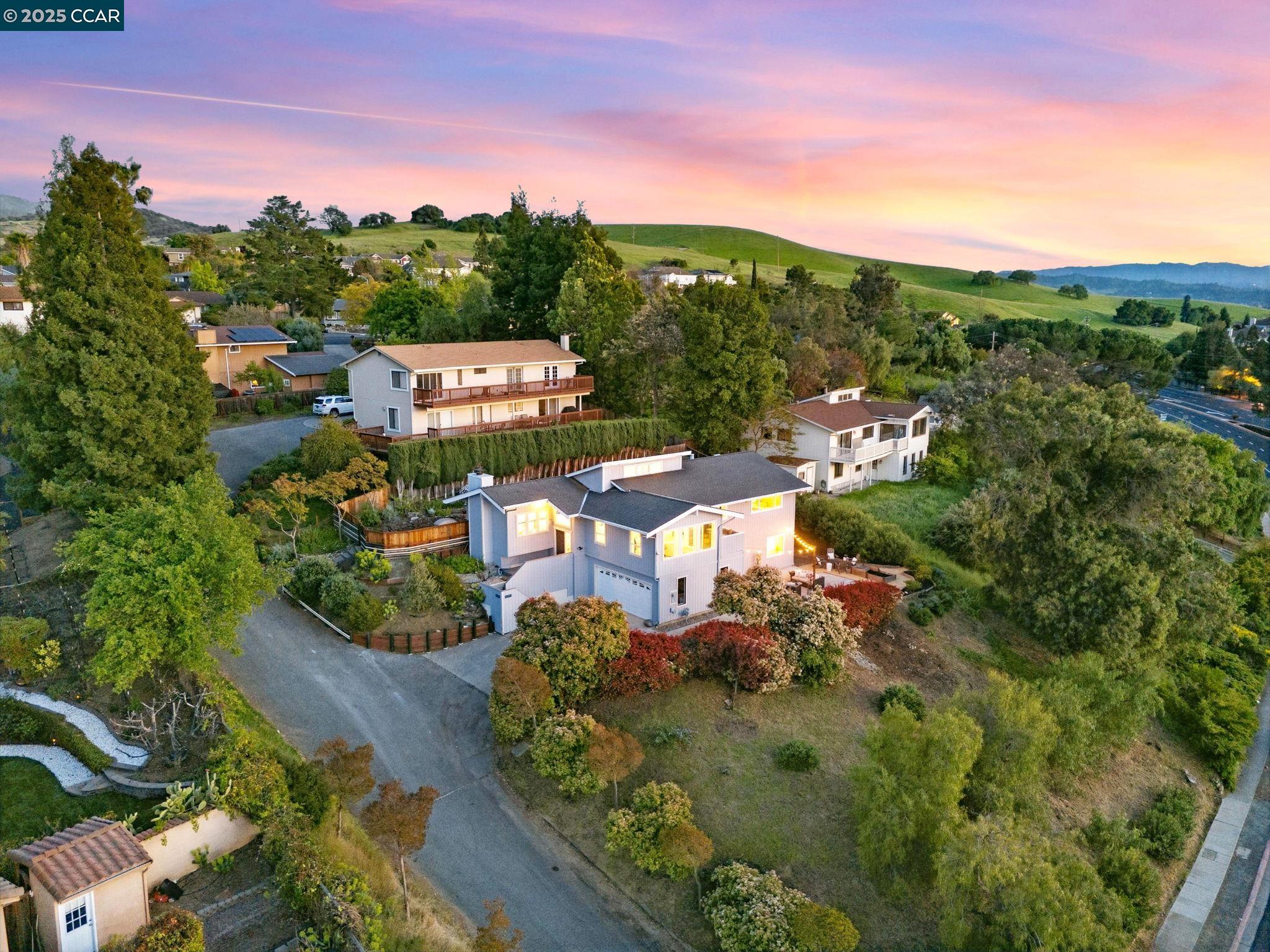 Detail Gallery Image 1 of 1 For 4090 Treat Blvd, Concord,  CA 94518-1842 - 3 Beds | 2/1 Baths