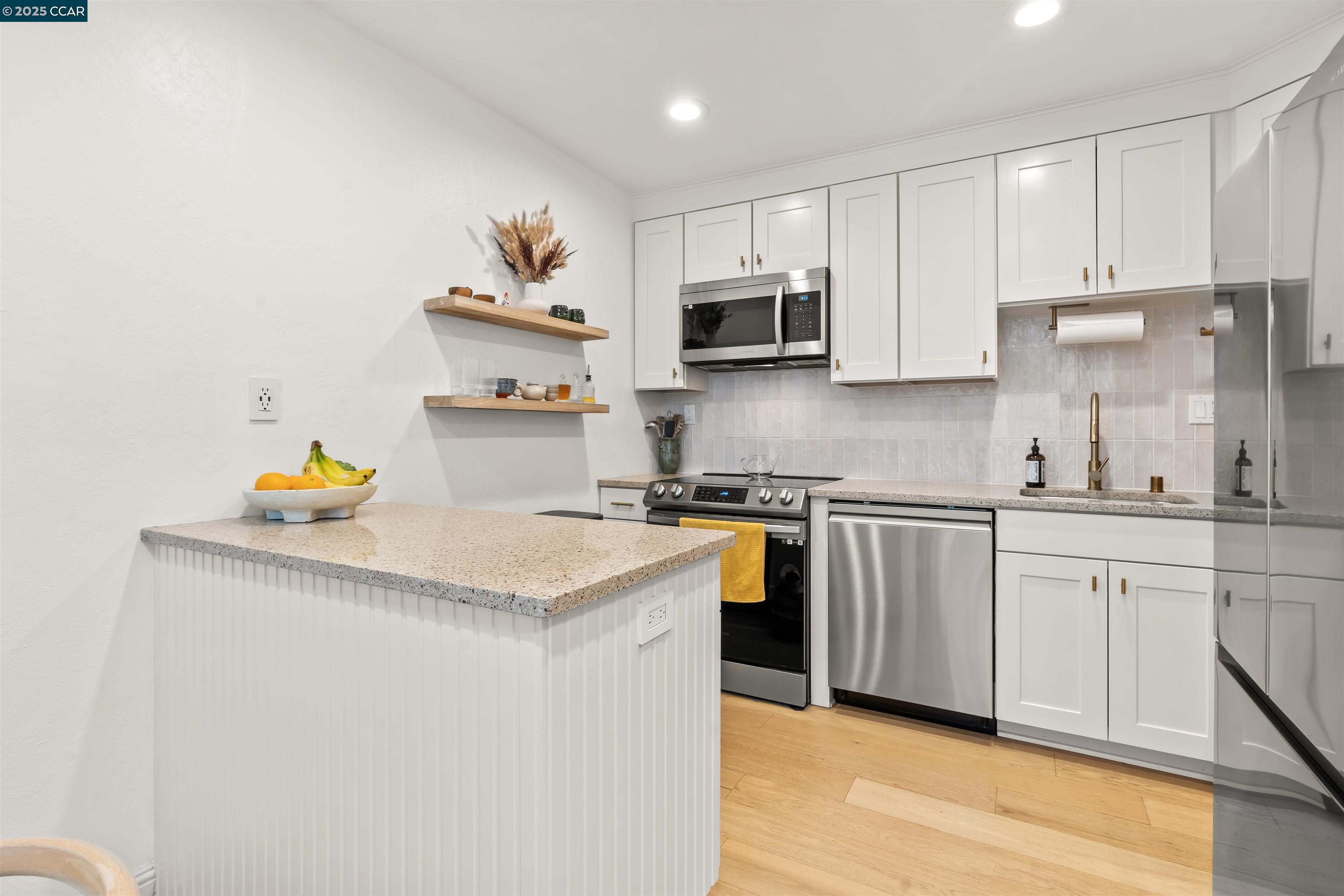 Photo #5: 41092908 Listing 