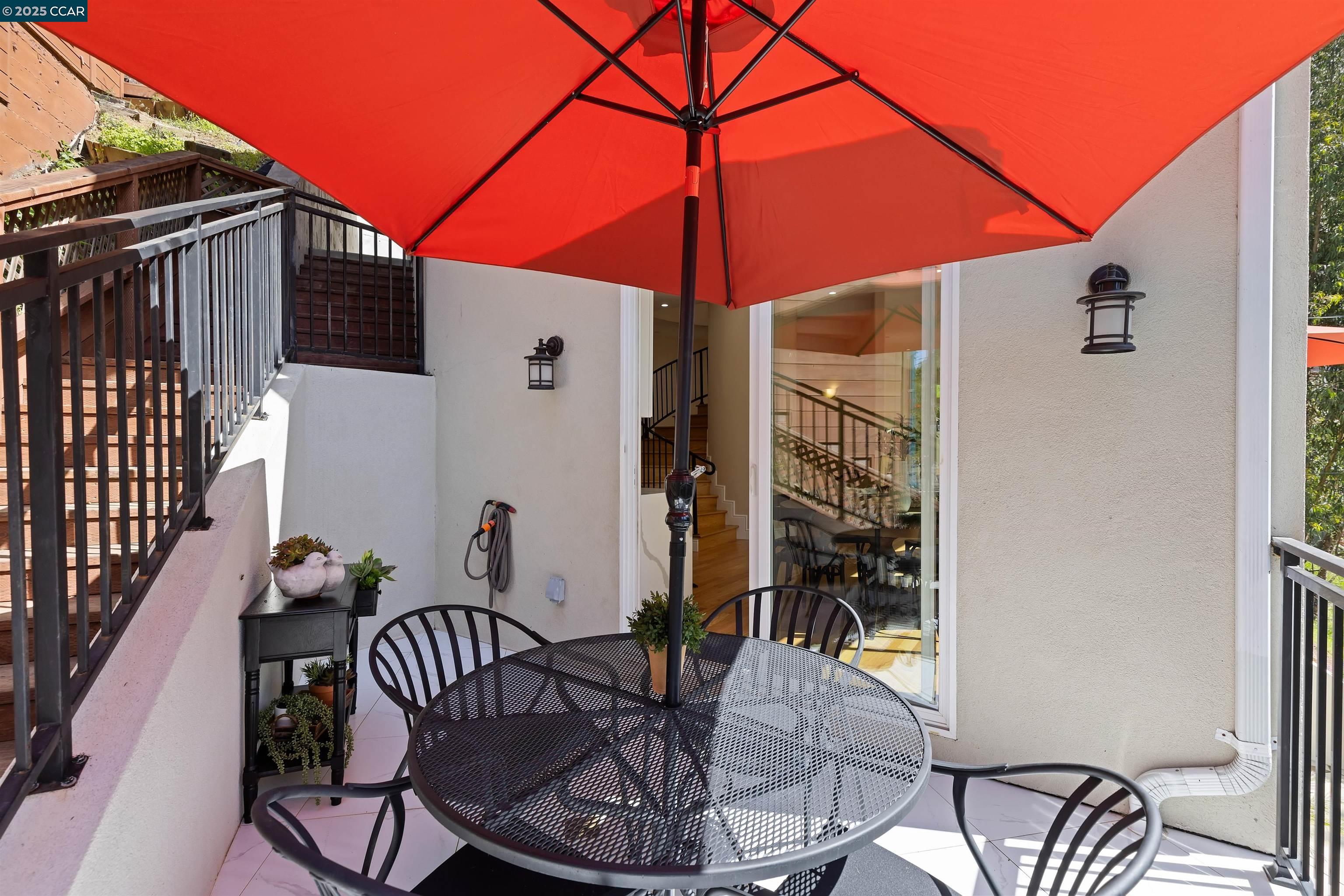 1860 ARROWHEAD DR, OAKLAND, CA 94611  Photo 15
