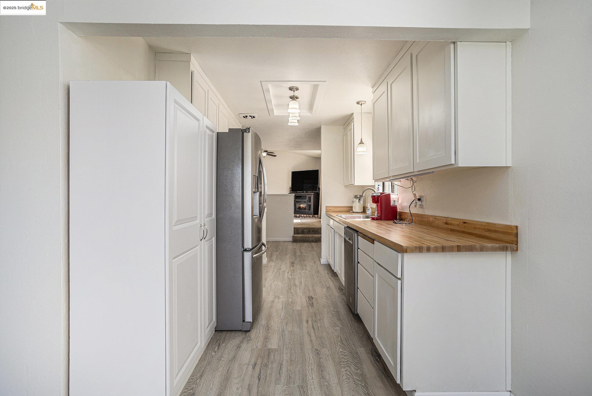 Detail Gallery Image 13 of 27 For 234 E 20th St, Tracy,  CA 95376 - 3 Beds | 2 Baths