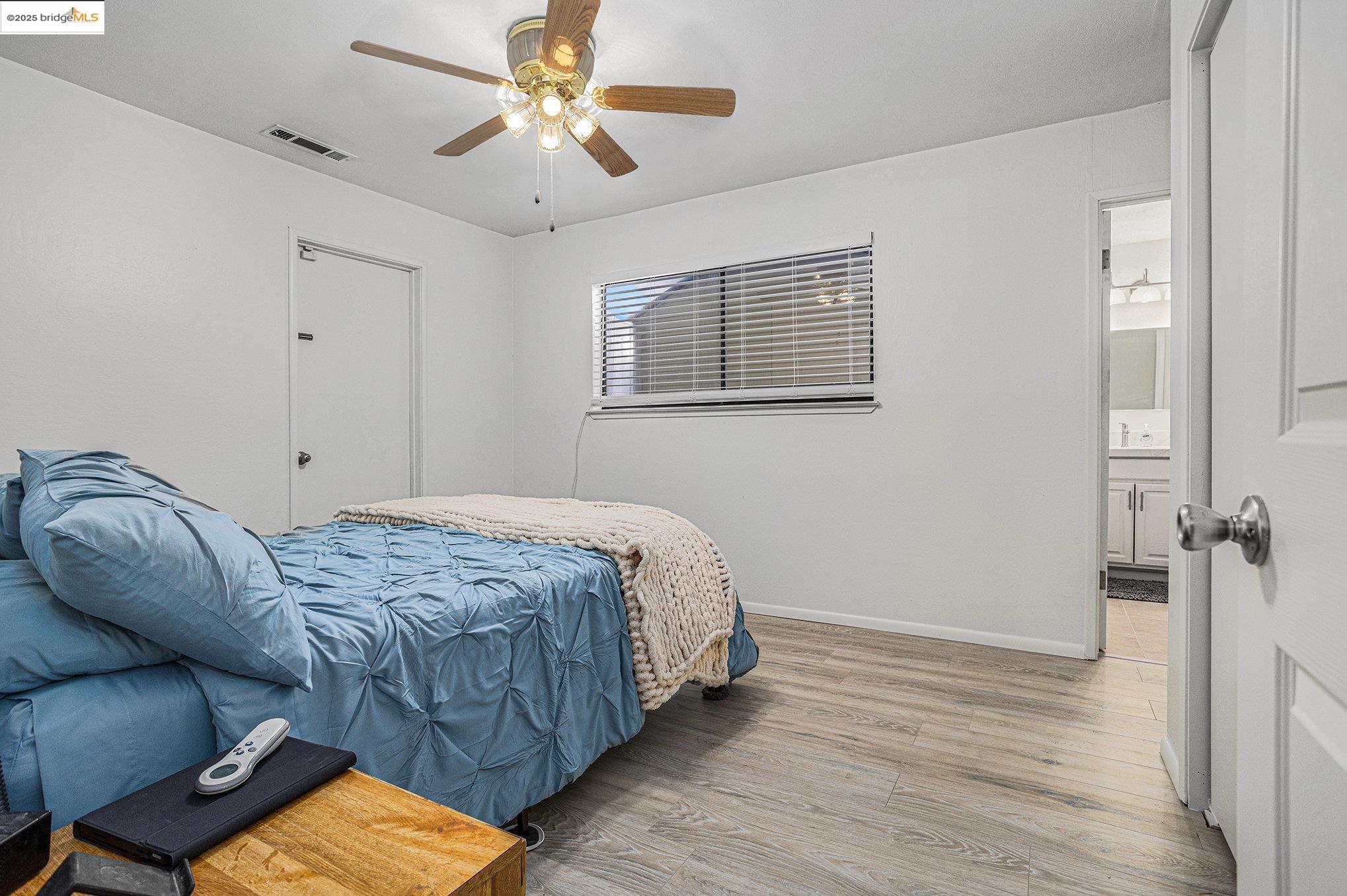 Detail Gallery Image 18 of 27 For 234 E 20th St, Tracy,  CA 95376 - 3 Beds | 2 Baths