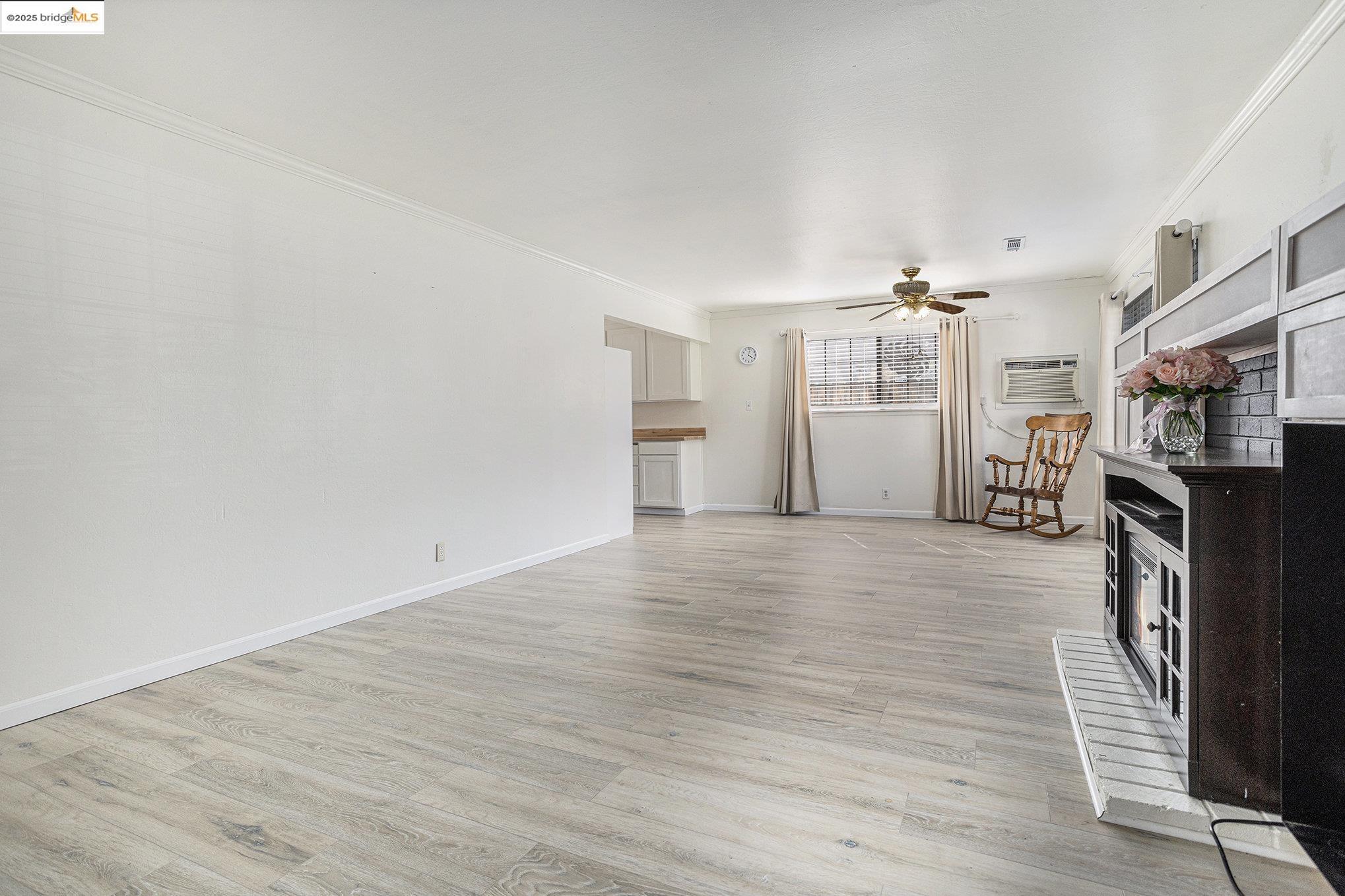 Detail Gallery Image 6 of 27 For 234 E 20th St, Tracy,  CA 95376 - 3 Beds | 2 Baths
