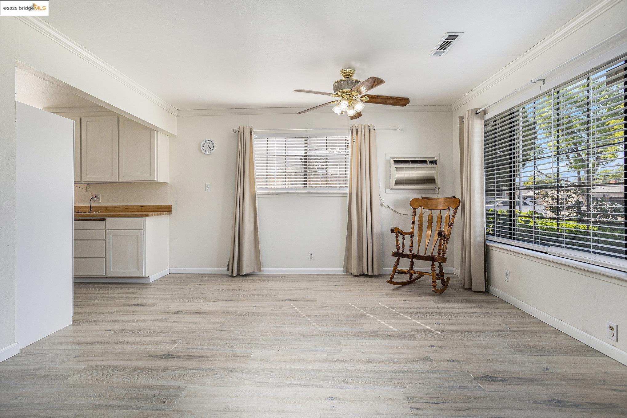 Detail Gallery Image 7 of 27 For 234 E 20th St, Tracy,  CA 95376 - 3 Beds | 2 Baths