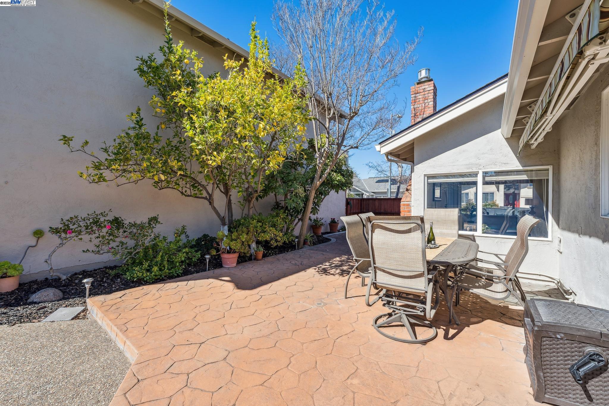 Detail Gallery Image 31 of 36 For 7758 Forsythia Ct, Pleasanton,  CA 94588 - 4 Beds | 2 Baths