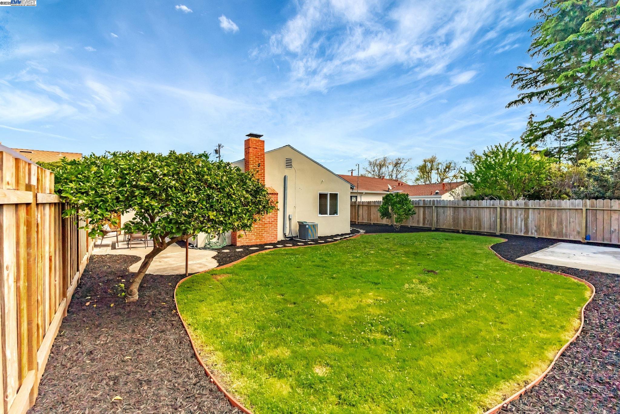 property-img