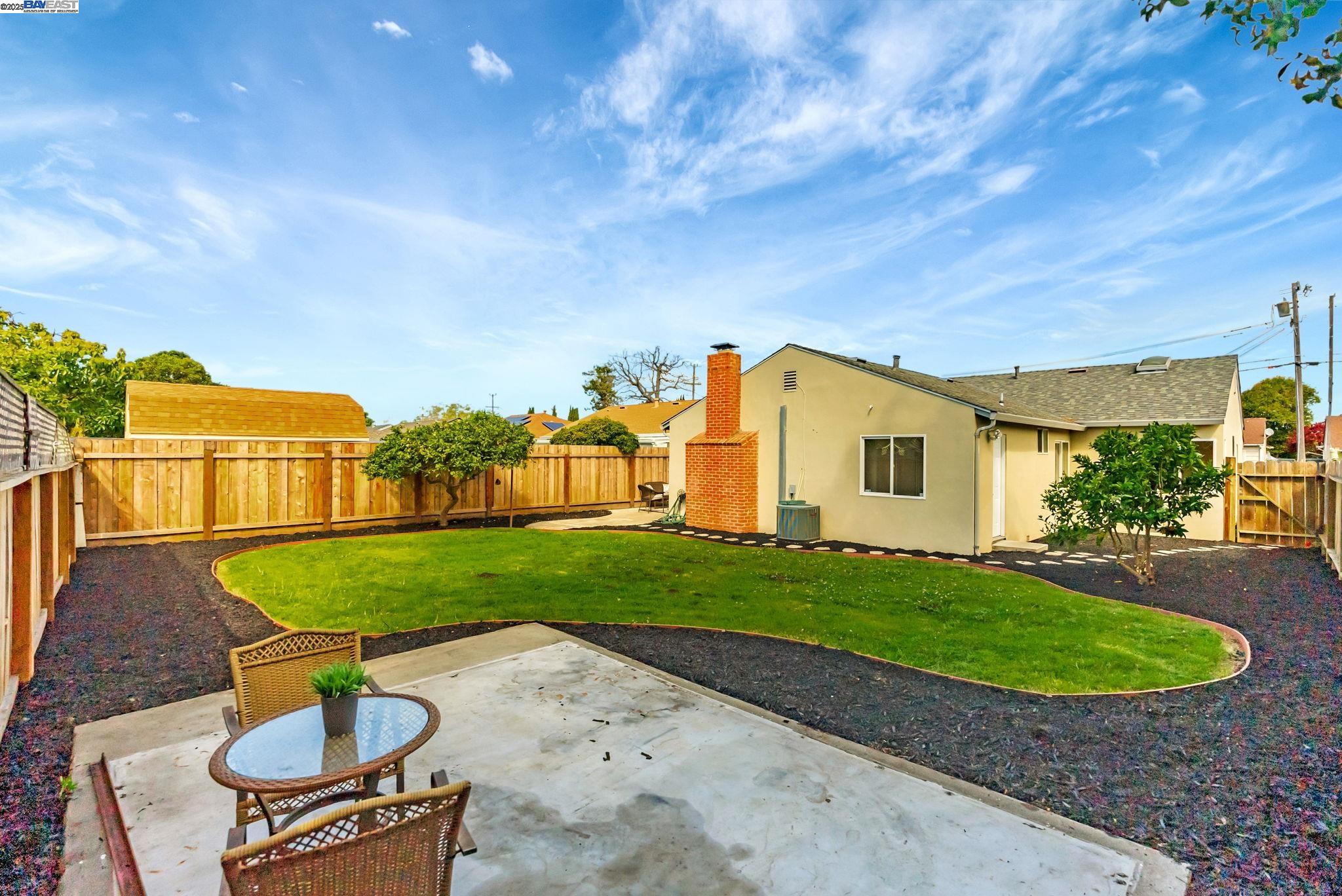 property-img