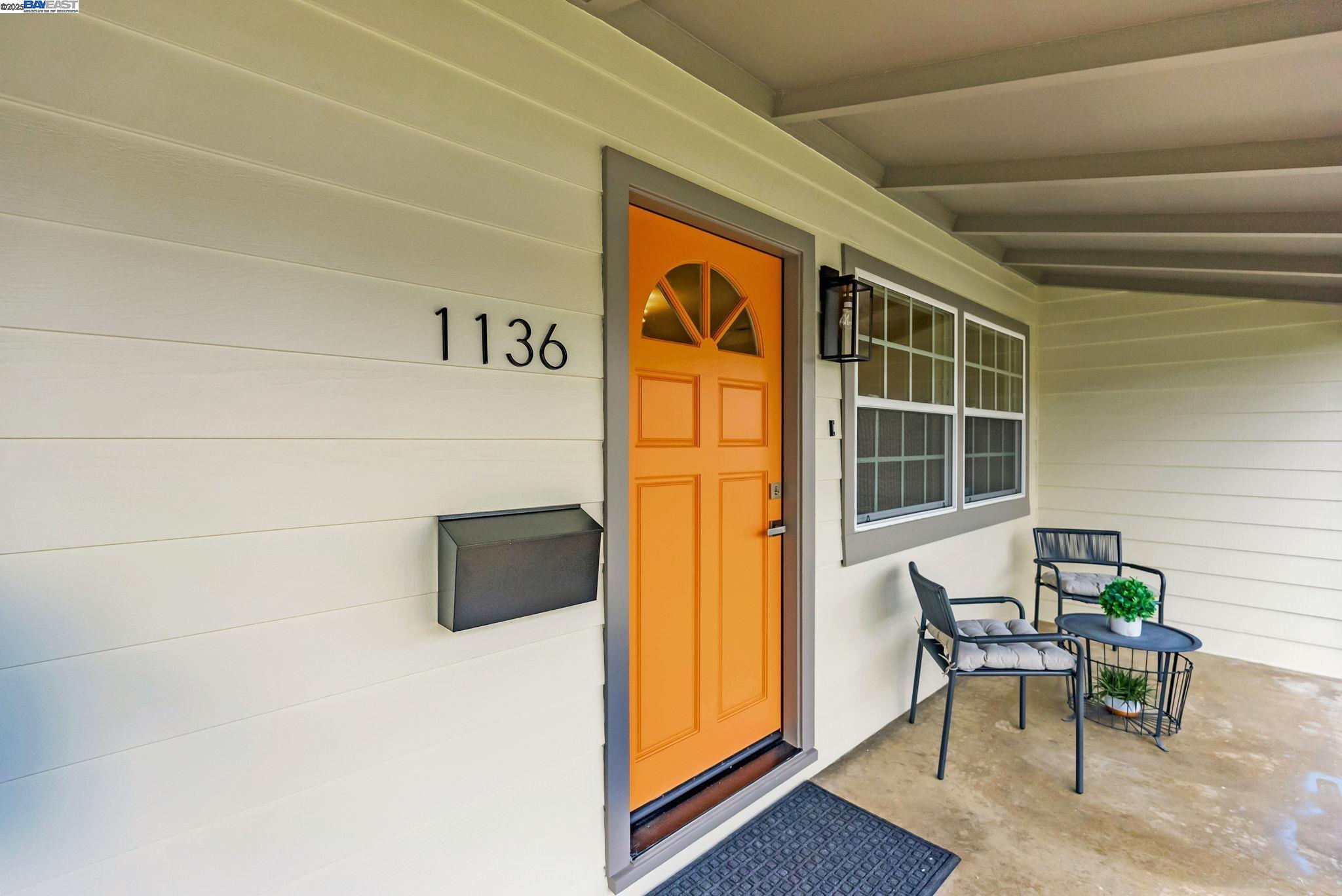 property-img
