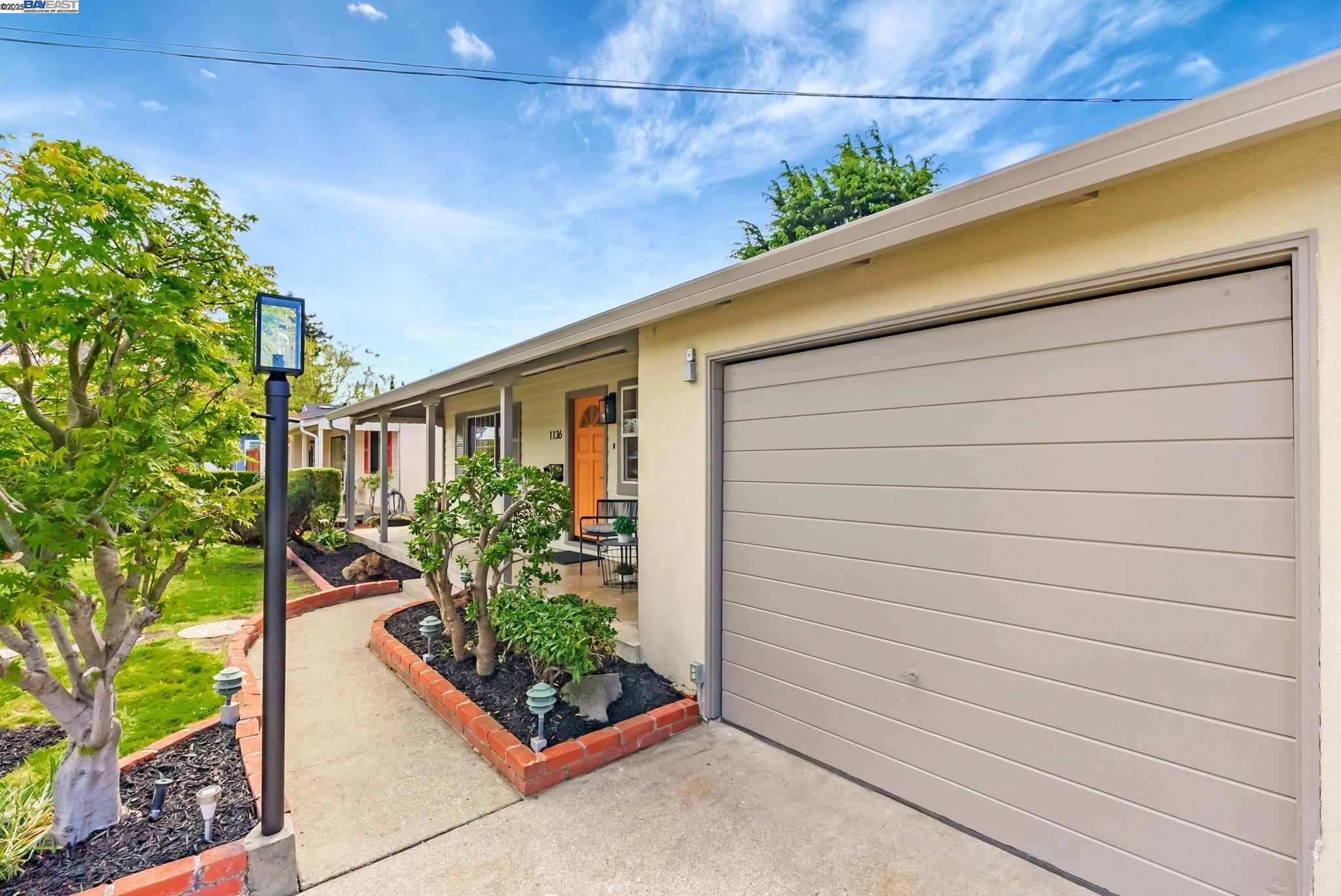 property-img