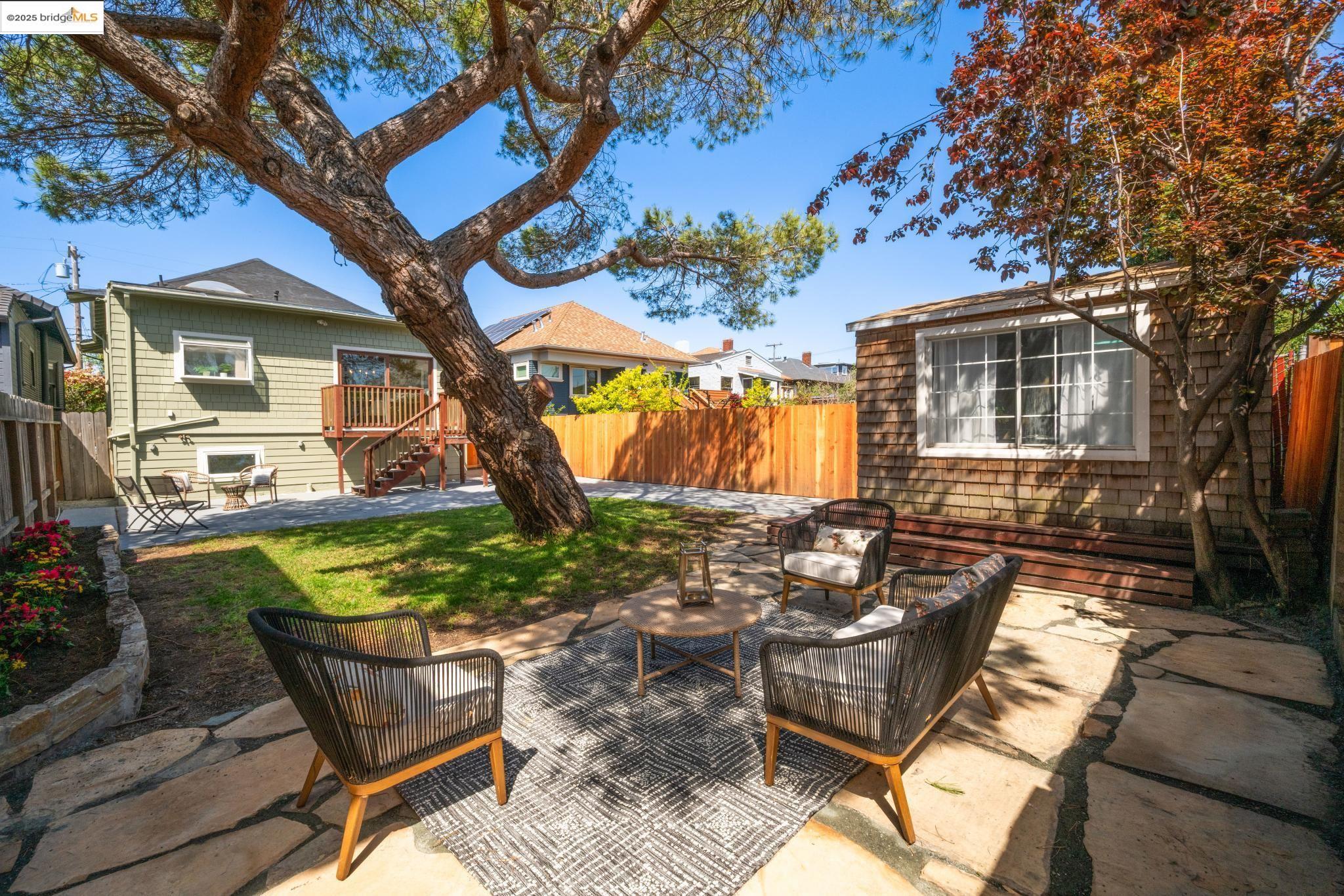 property-img