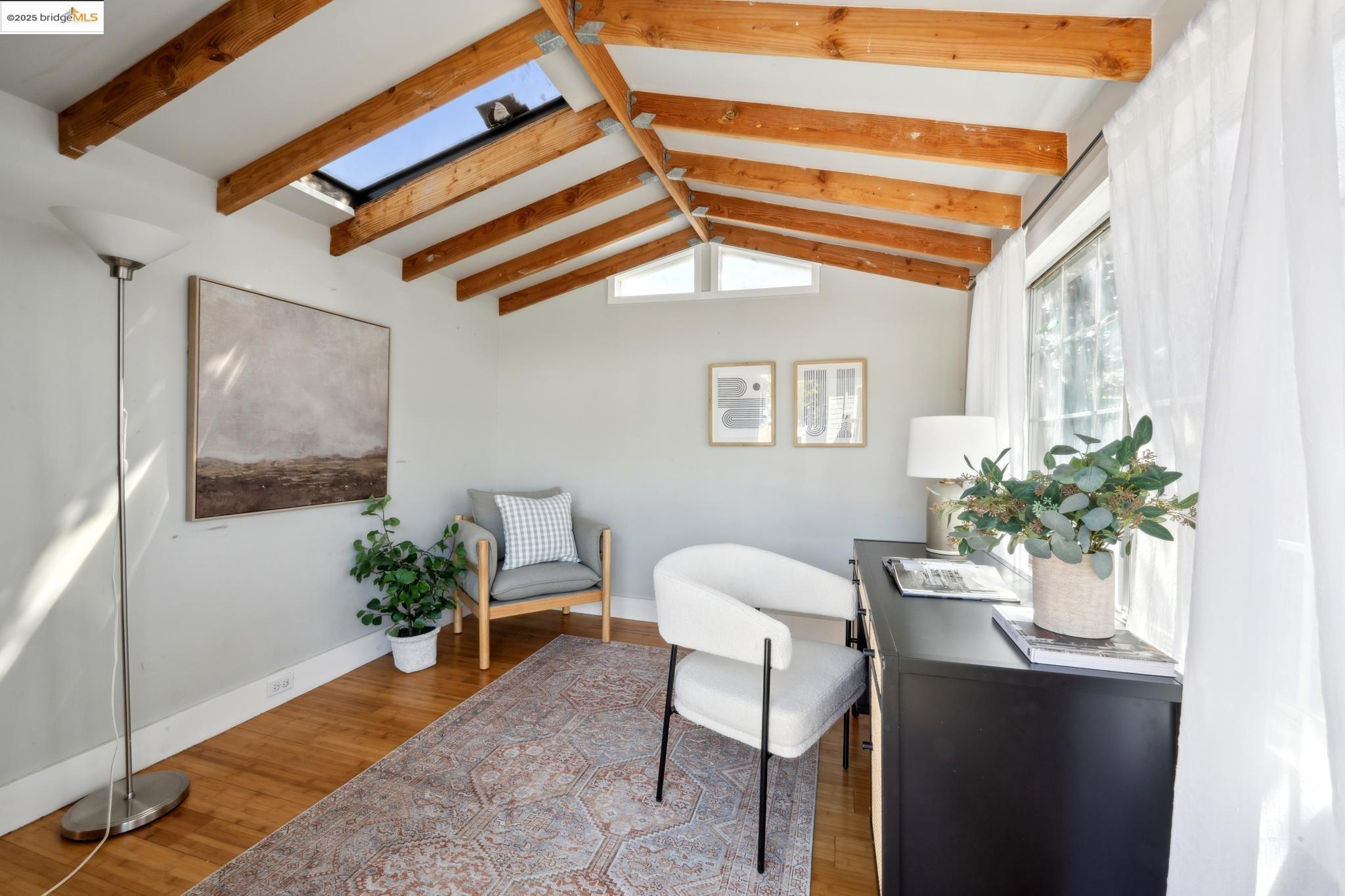 property-img