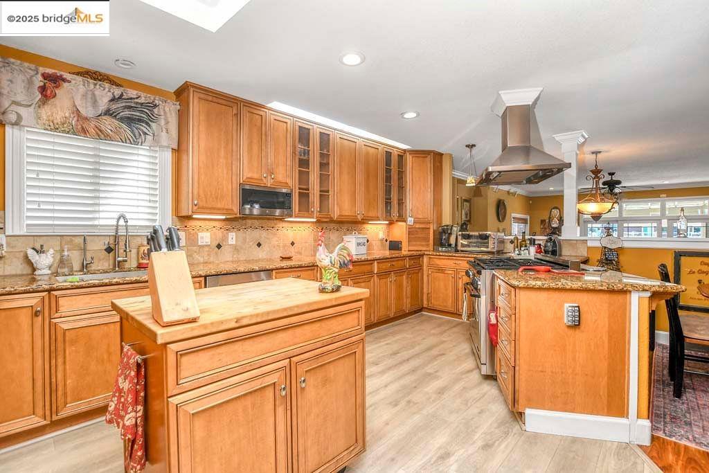 Detail Gallery Image 8 of 36 For 1244 Beach Ct, Discovery Bay,  CA 94505 - 4 Beds | 2 Baths