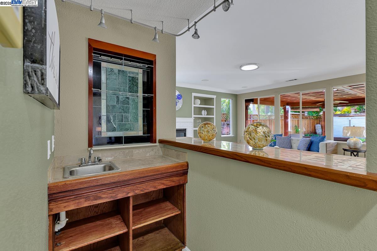 Detail Gallery Image 31 of 60 For 5457 Field Brook Ct, Antioch,  CA 94531 - 5 Beds | 3 Baths