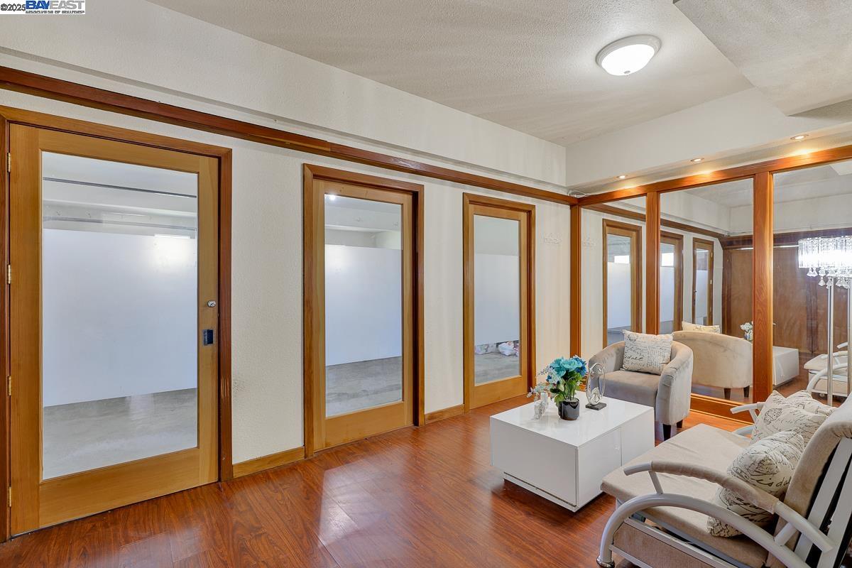 Detail Gallery Image 33 of 60 For 5457 Field Brook Ct, Antioch,  CA 94531 - 5 Beds | 3 Baths