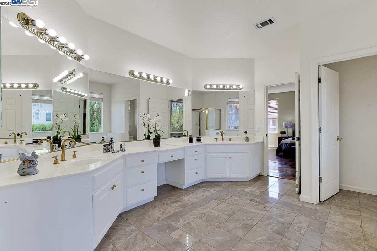 Detail Gallery Image 49 of 60 For 5457 Field Brook Ct, Antioch,  CA 94531 - 5 Beds | 3 Baths