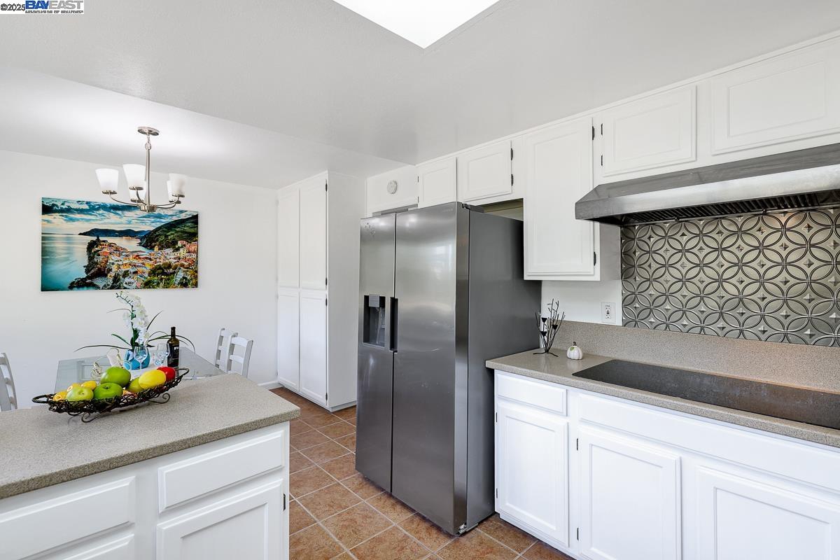 Detail Gallery Image 14 of 55 For 149 Westminster Way, Vallejo,  CA 94591 - 4 Beds | 3 Baths