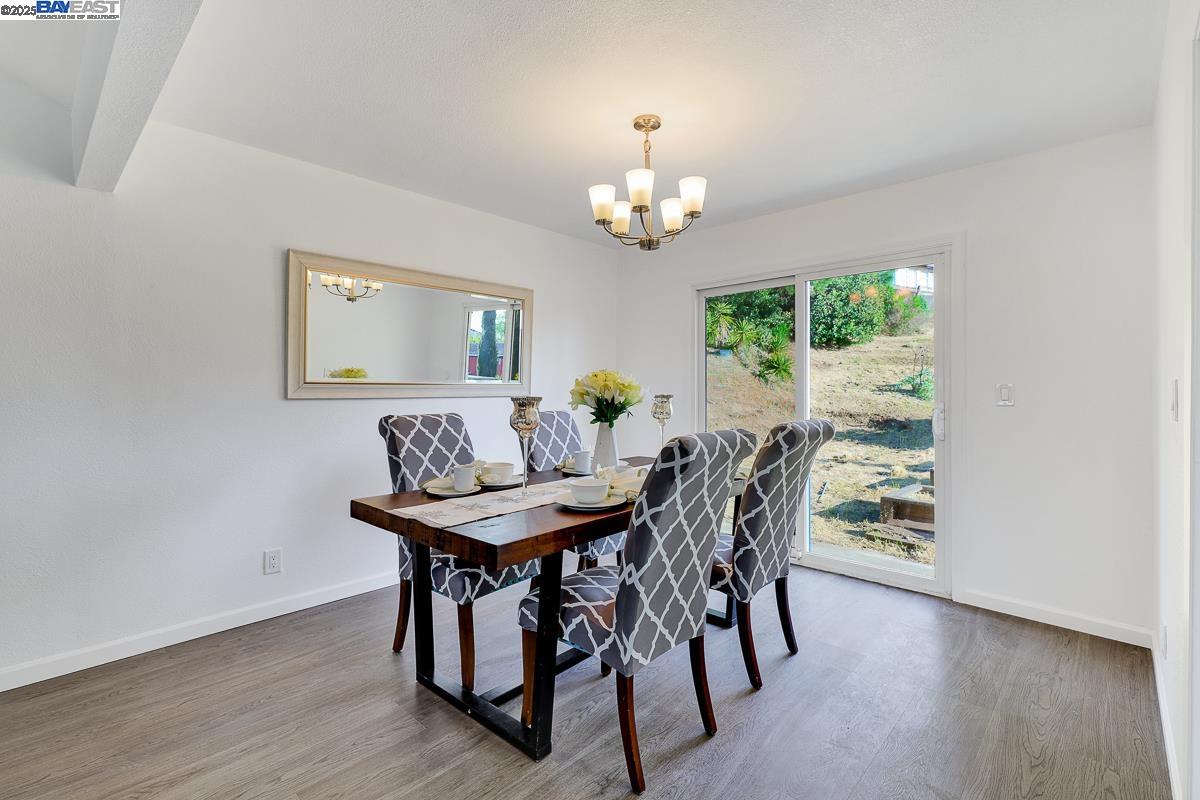 Detail Gallery Image 8 of 55 For 149 Westminster Way, Vallejo,  CA 94591 - 4 Beds | 3 Baths