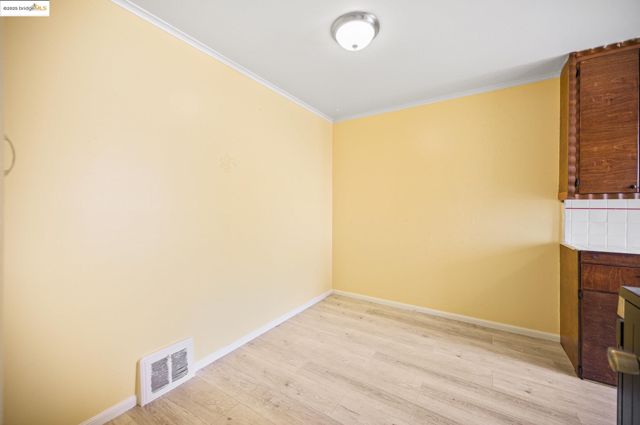 Detail Gallery Image 20 of 42 For 51-53 Castillo St, San Francisco,  CA 94134 - – Beds | – Baths