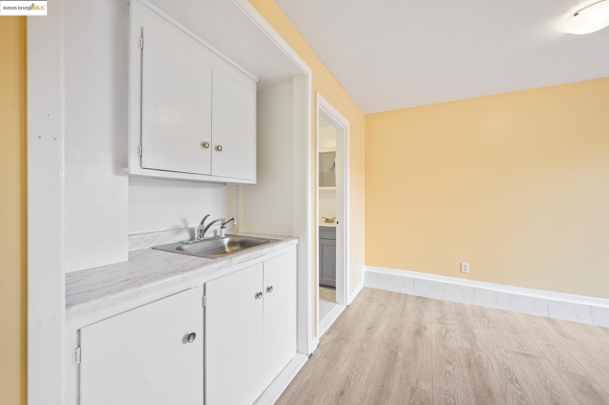 Detail Gallery Image 32 of 42 For 51-53 Castillo St, San Francisco,  CA 94134 - – Beds | – Baths