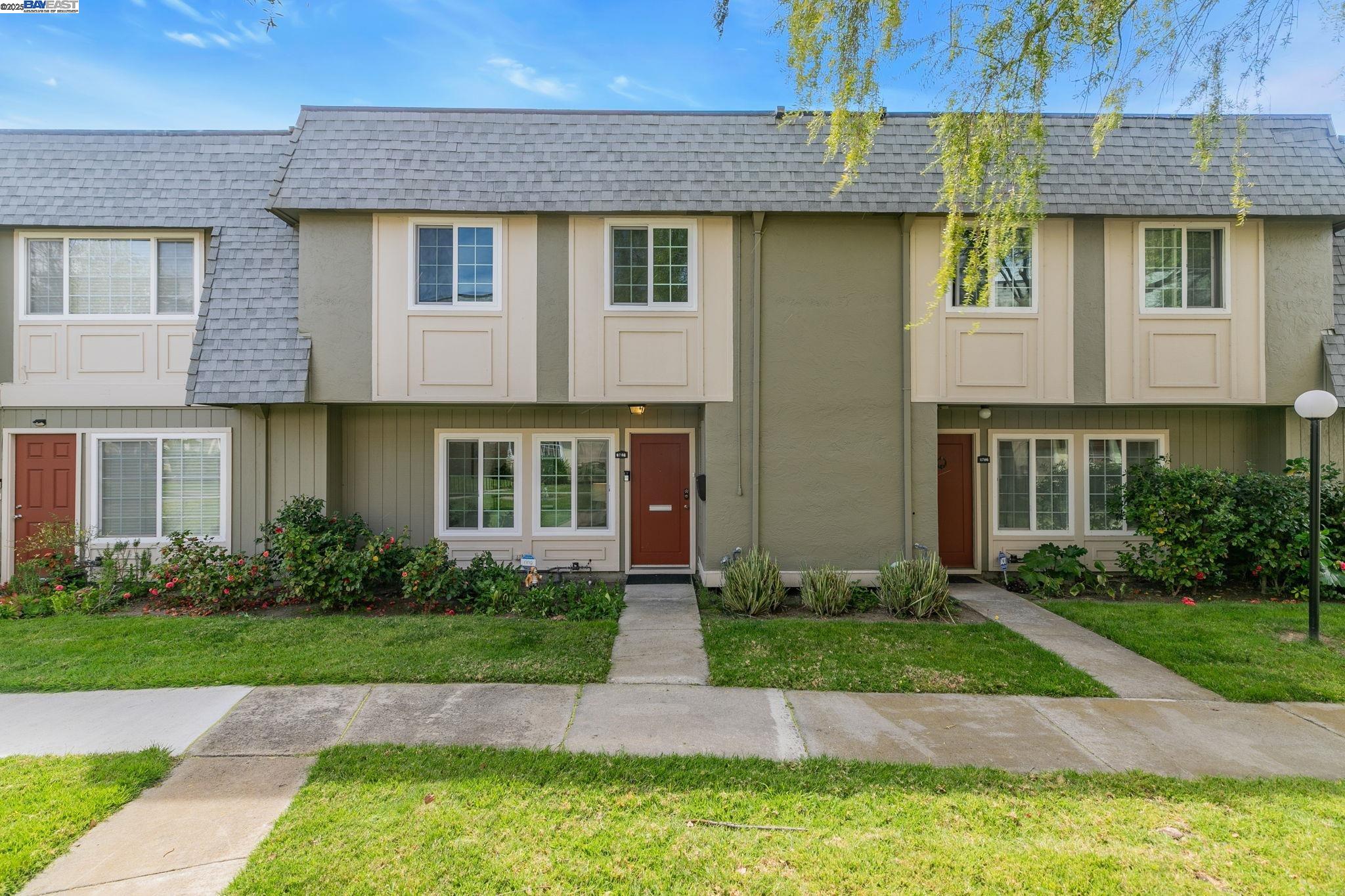 Detail Gallery Image 1 of 32 For 1784 Newpence Ct, San Jose,  CA 95132 - 3 Beds | 1/1 Baths
