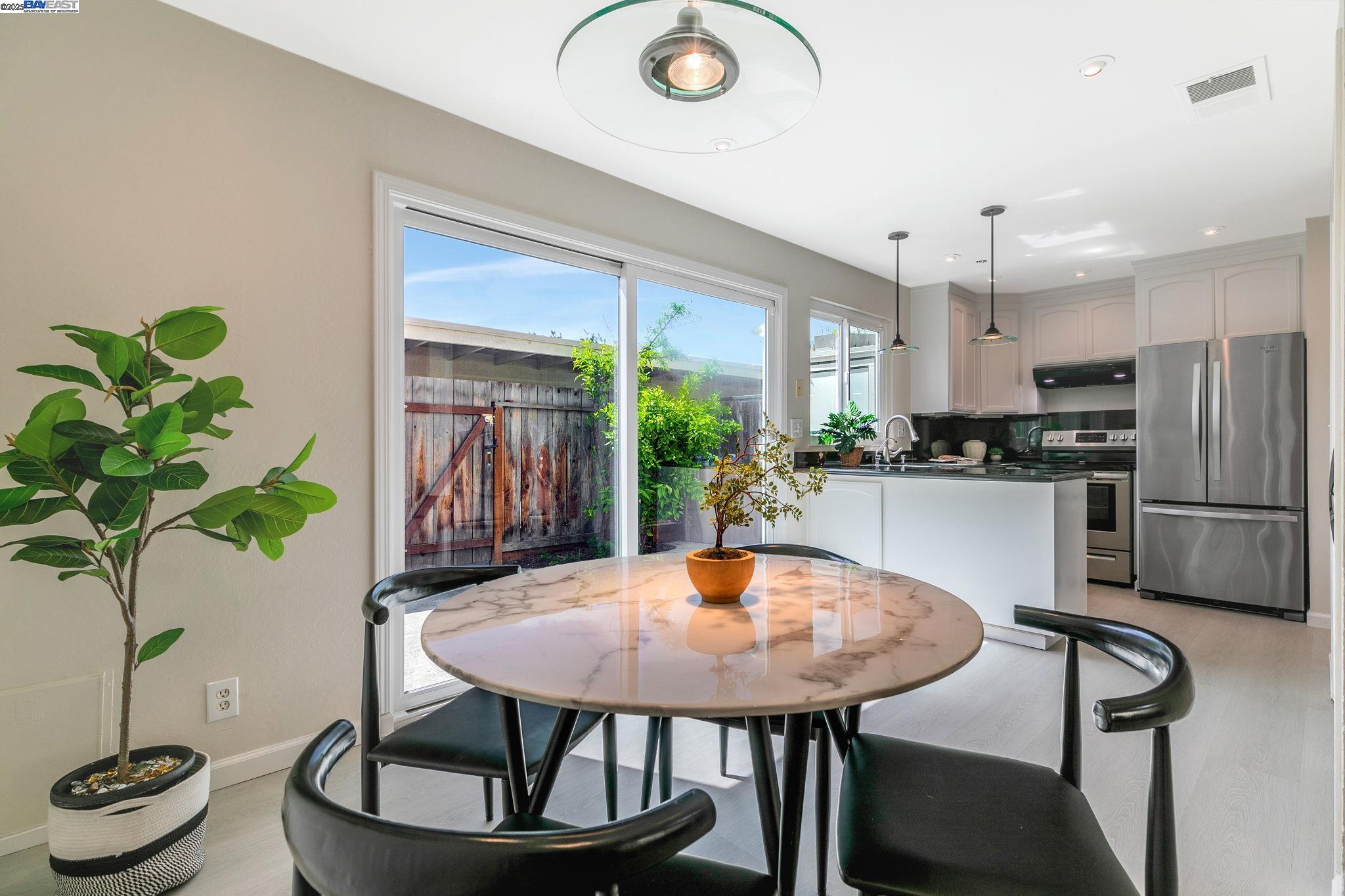 Detail Gallery Image 12 of 32 For 1784 Newpence Ct, San Jose,  CA 95132 - 3 Beds | 1/1 Baths