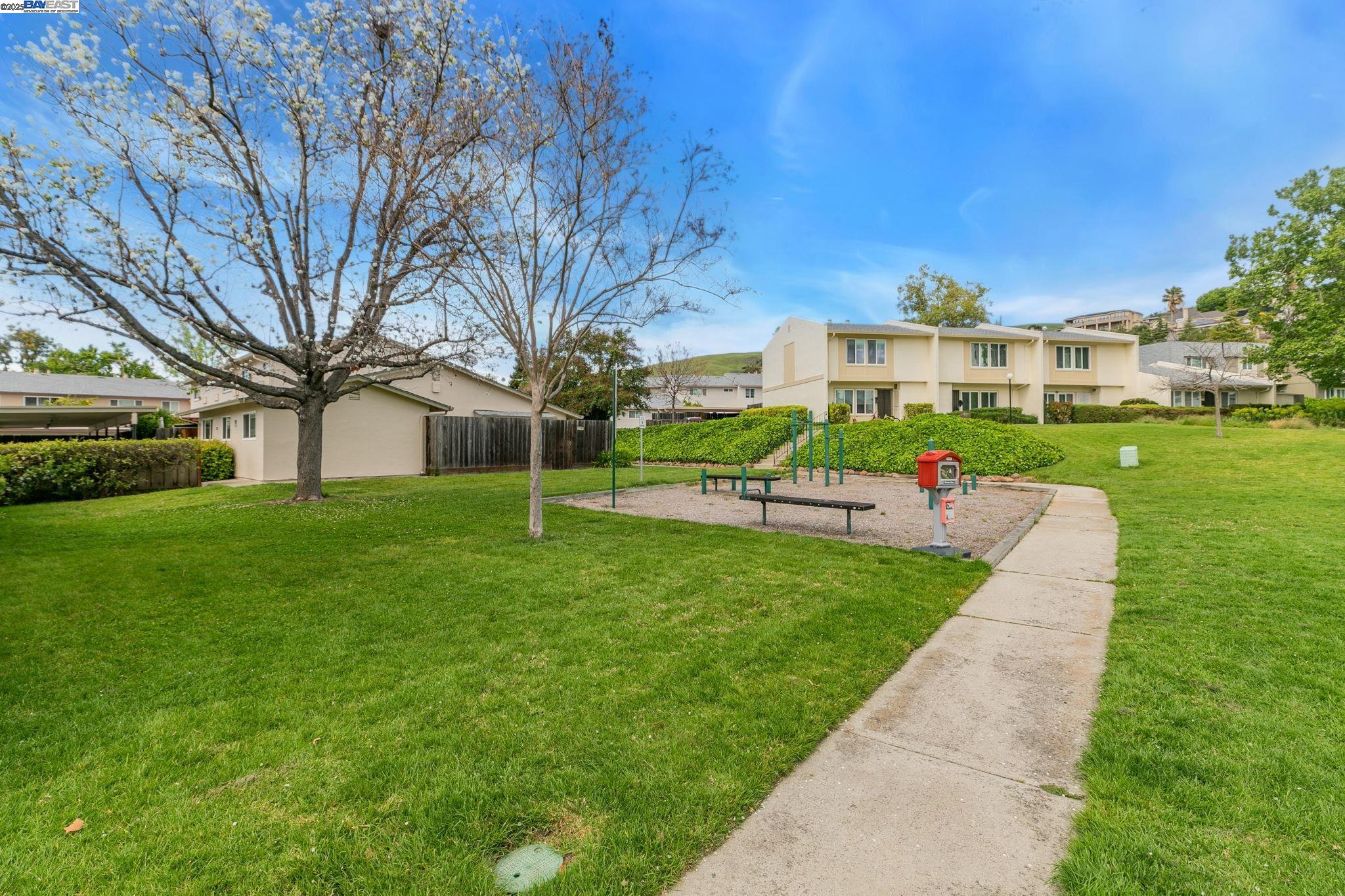 Detail Gallery Image 30 of 32 For 1784 Newpence Ct, San Jose,  CA 95132 - 3 Beds | 1/1 Baths