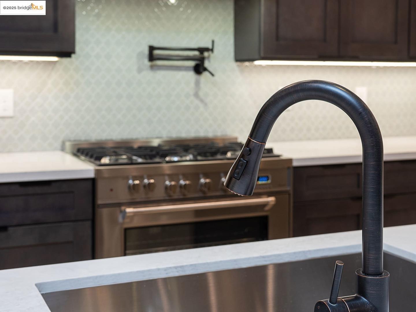 Detail Gallery Image 14 of 57 For 1816 Stone House Ln, Lincoln,  CA 95648 - 3 Beds | 2 Baths