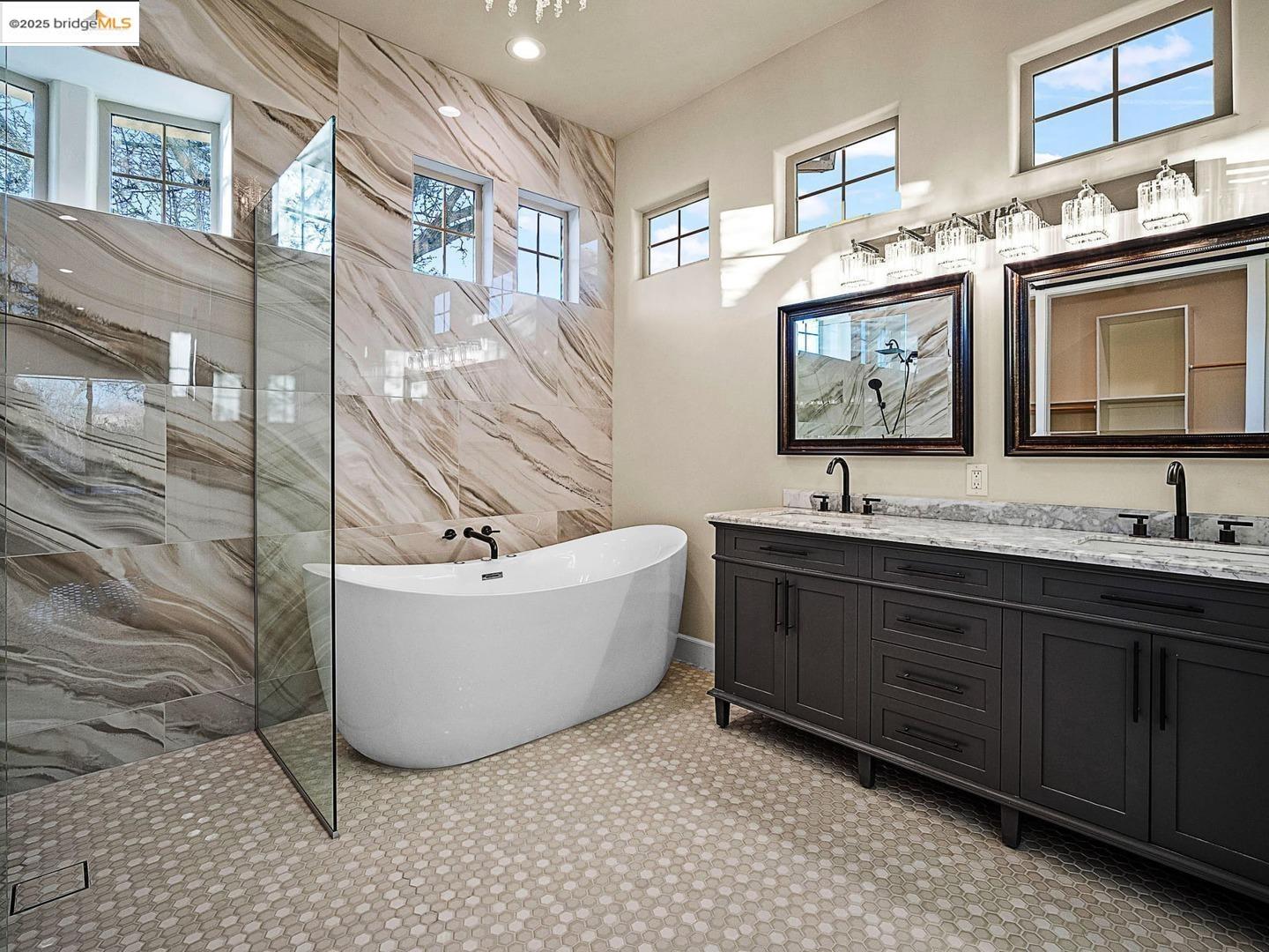 Detail Gallery Image 35 of 57 For 1816 Stone House Ln, Lincoln,  CA 95648 - 3 Beds | 2 Baths