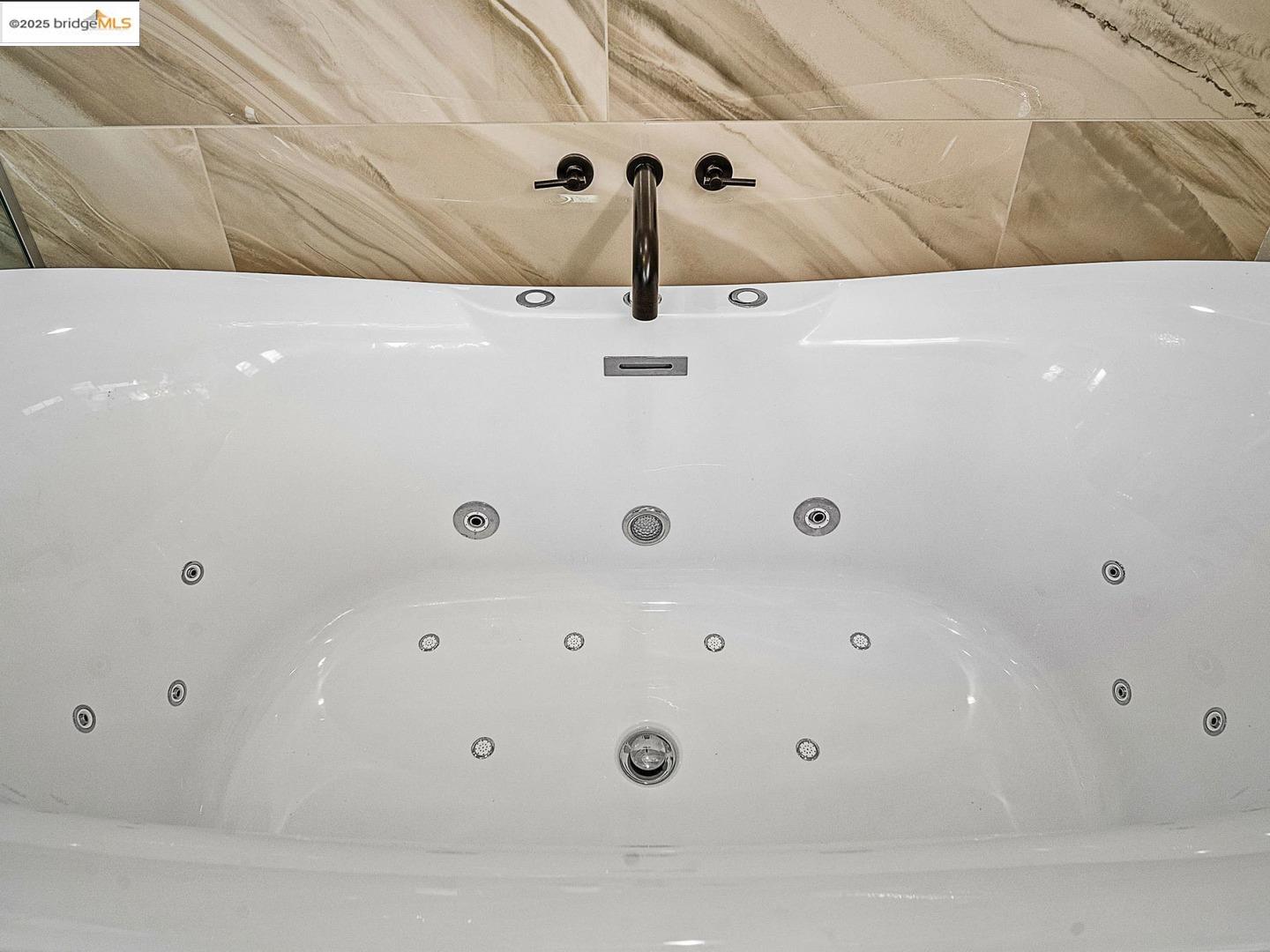 Detail Gallery Image 40 of 57 For 1816 Stone House Ln, Lincoln,  CA 95648 - 3 Beds | 2 Baths