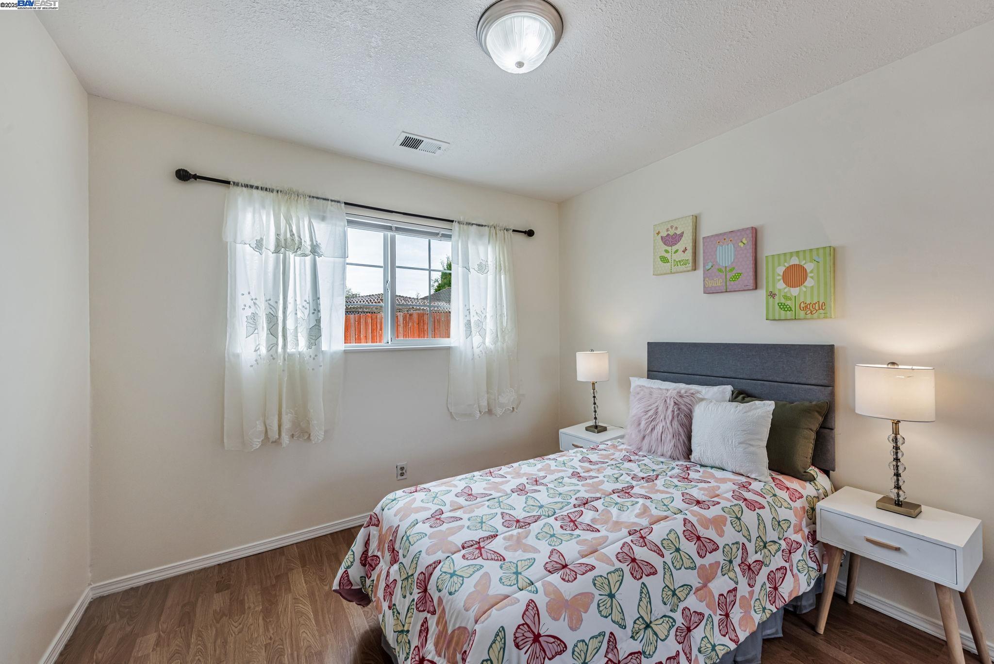 Detail Gallery Image 17 of 23 For 7765 Yew Ct, Newark,  CA 94560 - 4 Beds | 2 Baths