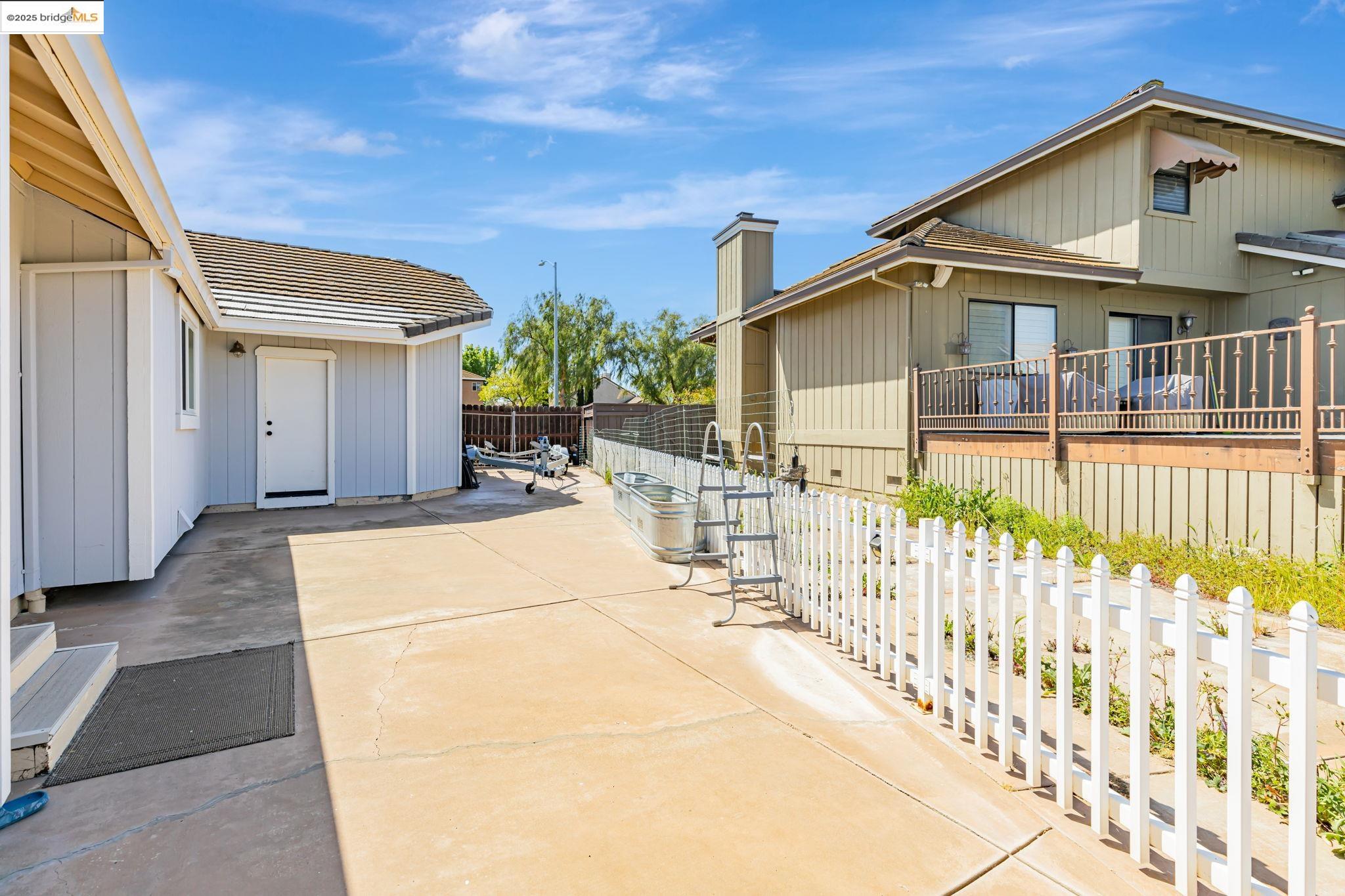 Detail Gallery Image 35 of 41 For 4621 Clipper Dr, Discovery Bay,  CA 94505 - 4 Beds | 2/1 Baths