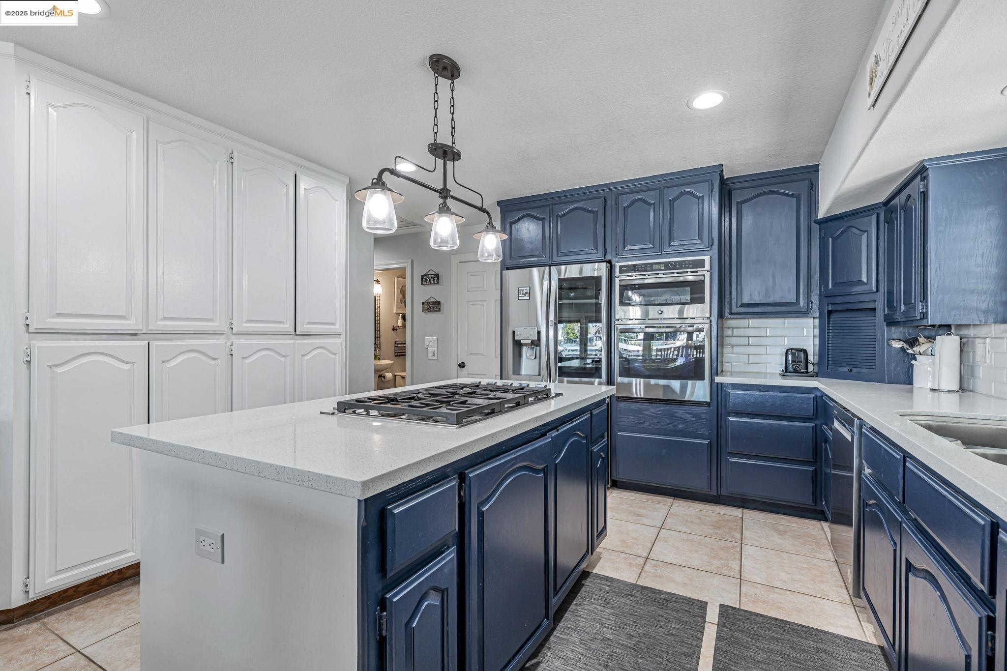 Detail Gallery Image 10 of 41 For 4621 Clipper Dr, Discovery Bay,  CA 94505 - 4 Beds | 2/1 Baths