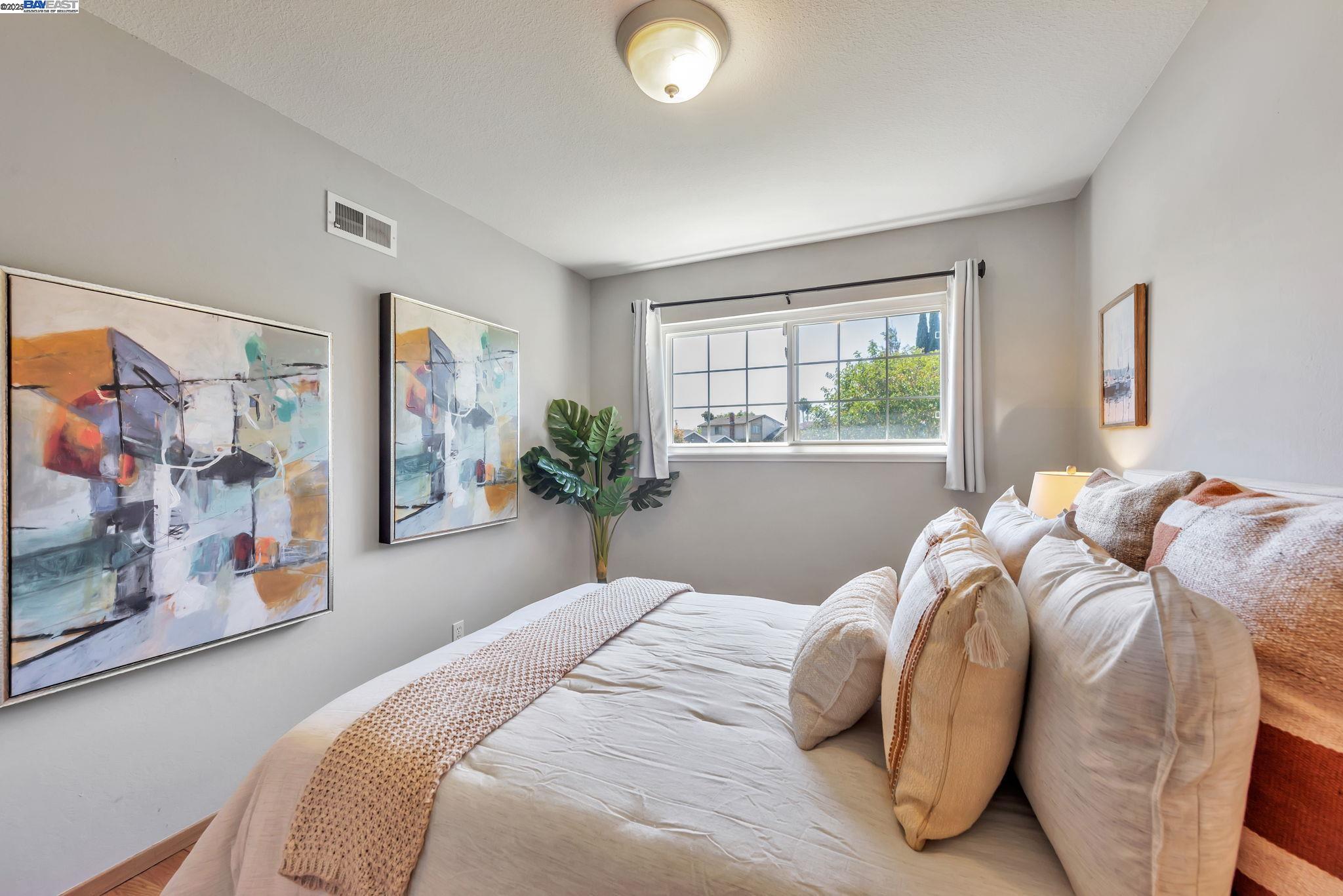 Detail Gallery Image 31 of 56 For 43163 Isle Royal Street, Fremont,  CA 94538 - 4 Beds | 2/1 Baths
