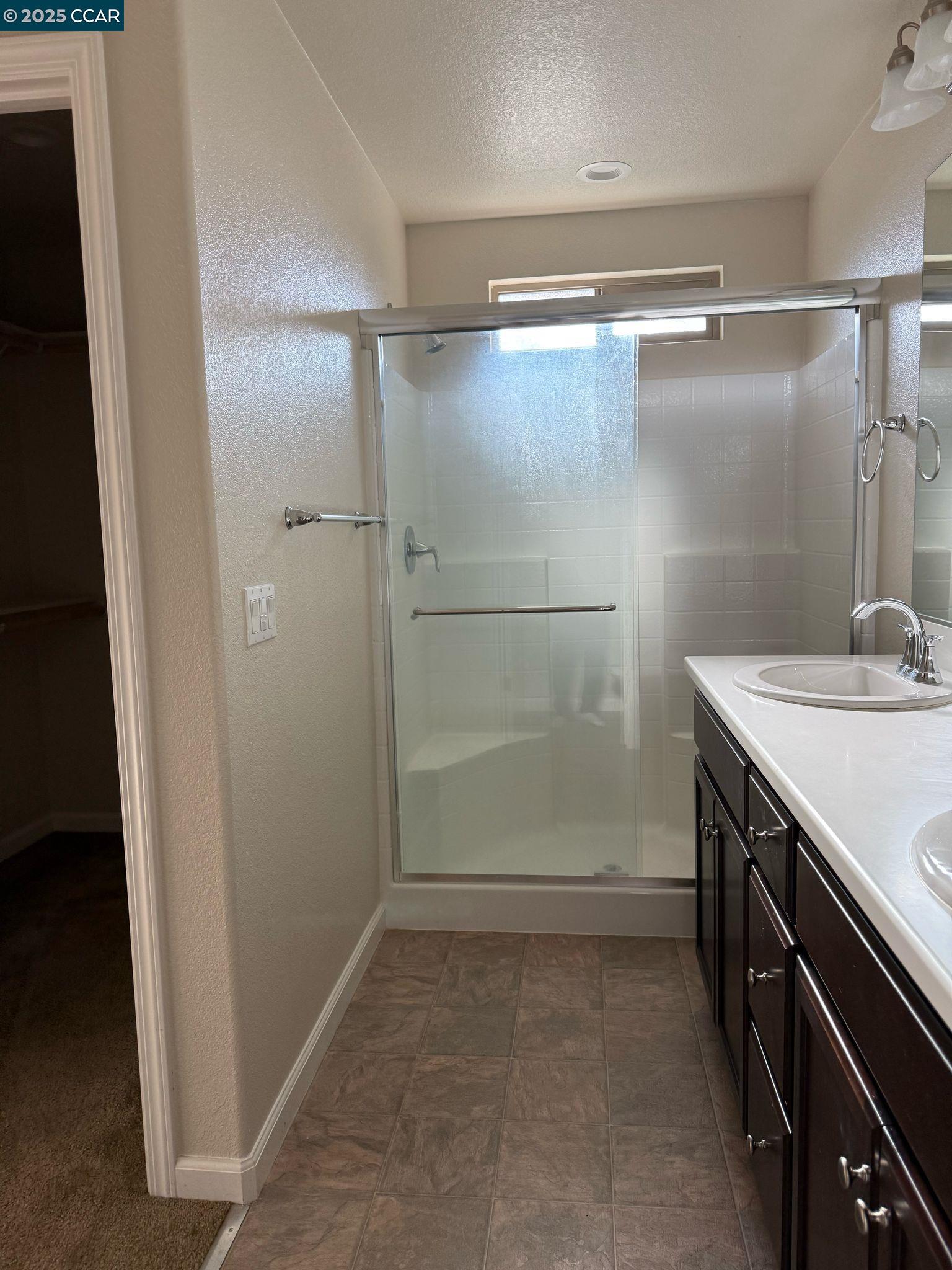 Detail Gallery Image 15 of 19 For 2413 Chandon Circle, Modesto,  CA 95355-8530 - 3 Beds | 3 Baths