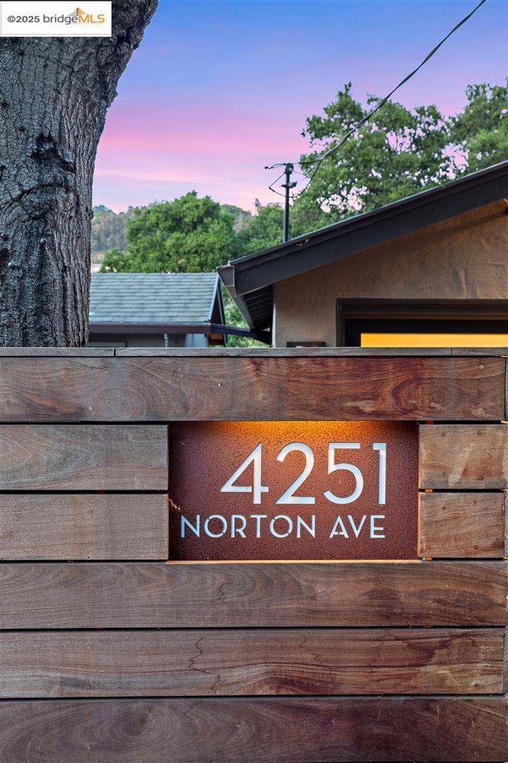 Detail Gallery Image 2 of 58 For 4251 Norton, Oakland,  CA 94602 - 3 Beds | 2 Baths