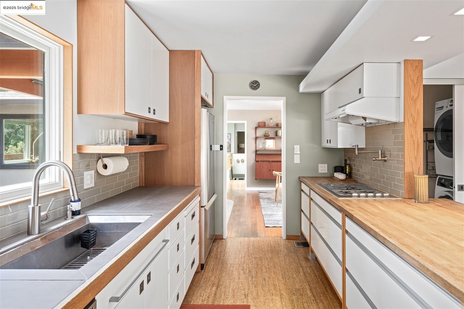 Detail Gallery Image 22 of 58 For 4251 Norton, Oakland,  CA 94602 - 3 Beds | 2 Baths