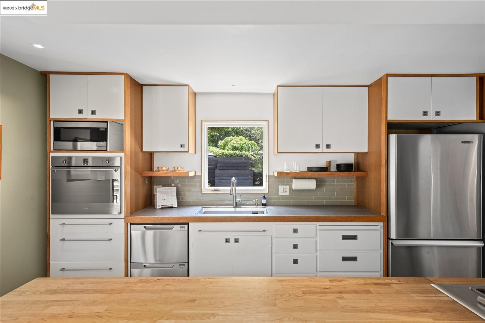 Detail Gallery Image 23 of 58 For 4251 Norton, Oakland,  CA 94602 - 3 Beds | 2 Baths