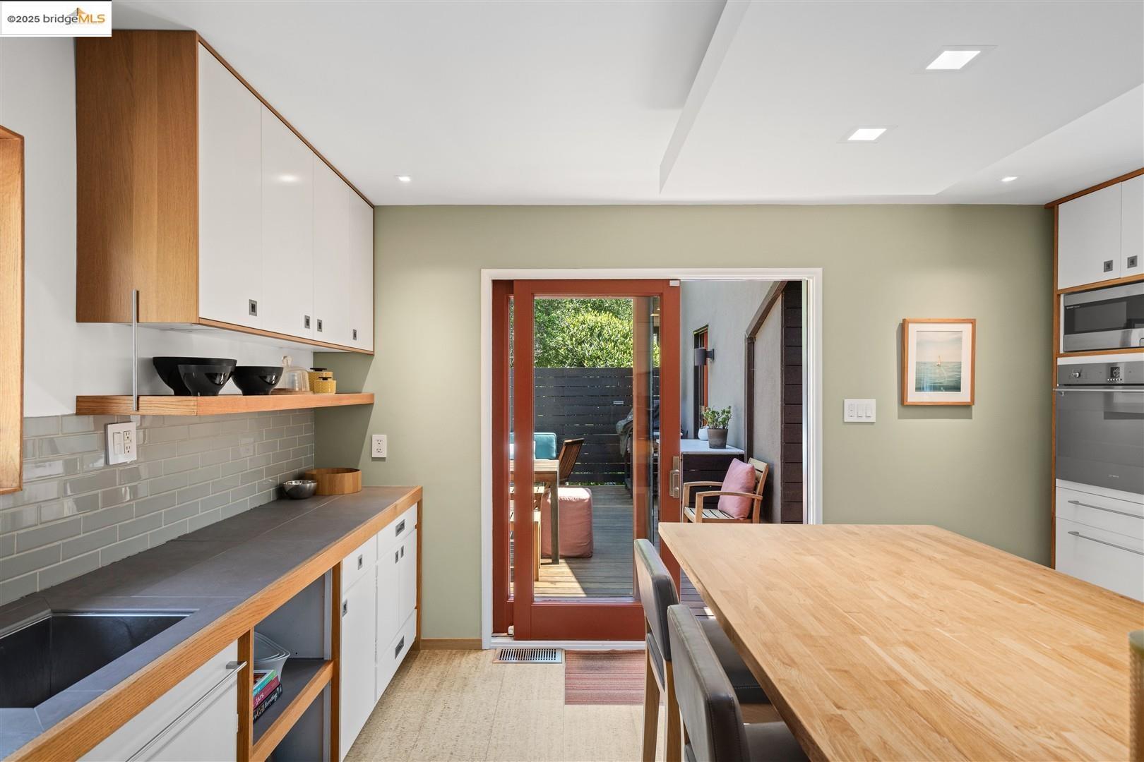 Detail Gallery Image 26 of 58 For 4251 Norton, Oakland,  CA 94602 - 3 Beds | 2 Baths