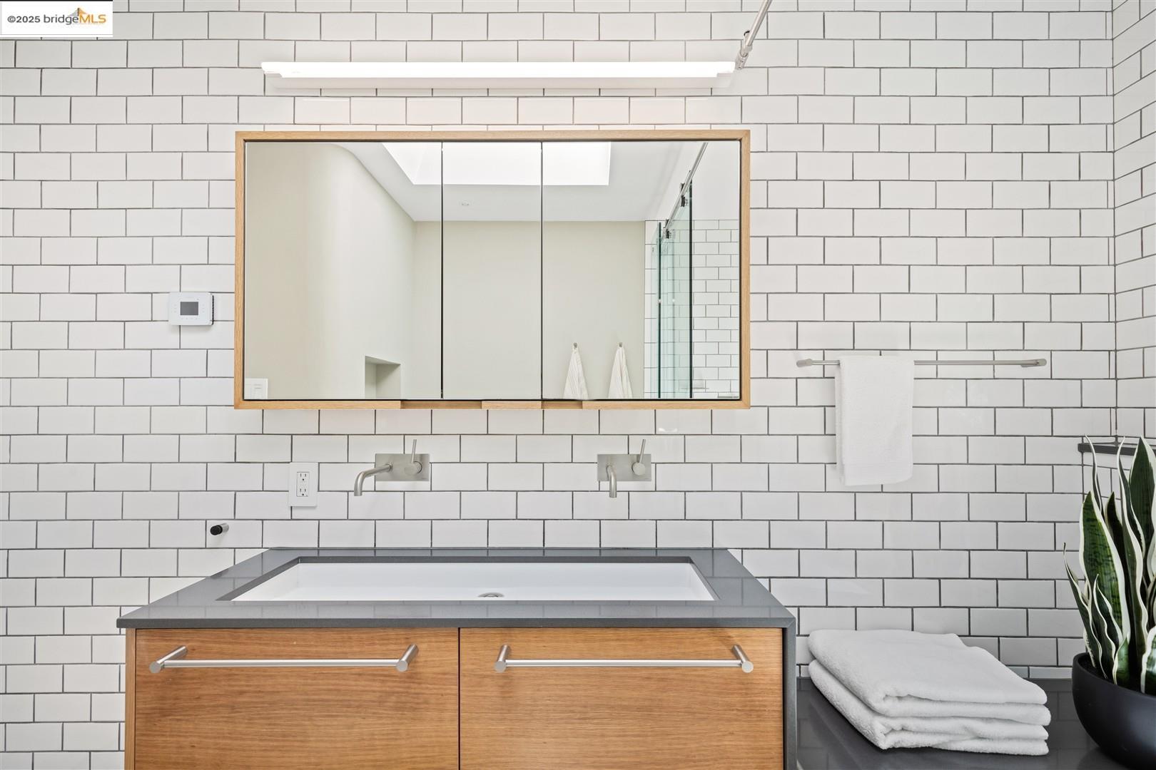 Detail Gallery Image 30 of 58 For 4251 Norton, Oakland,  CA 94602 - 3 Beds | 2 Baths