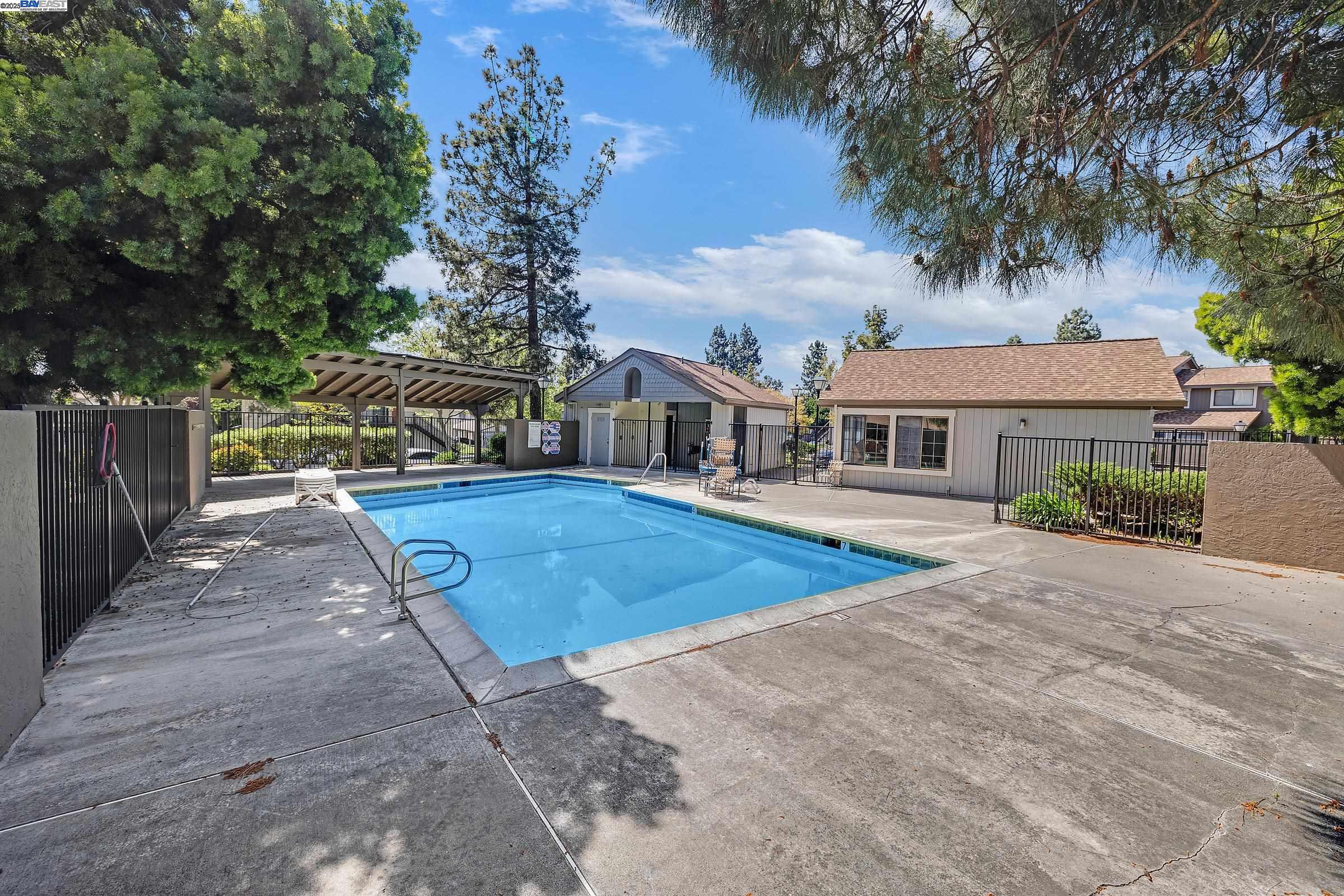 Photo #19: 41092968 Listing: Photo #19