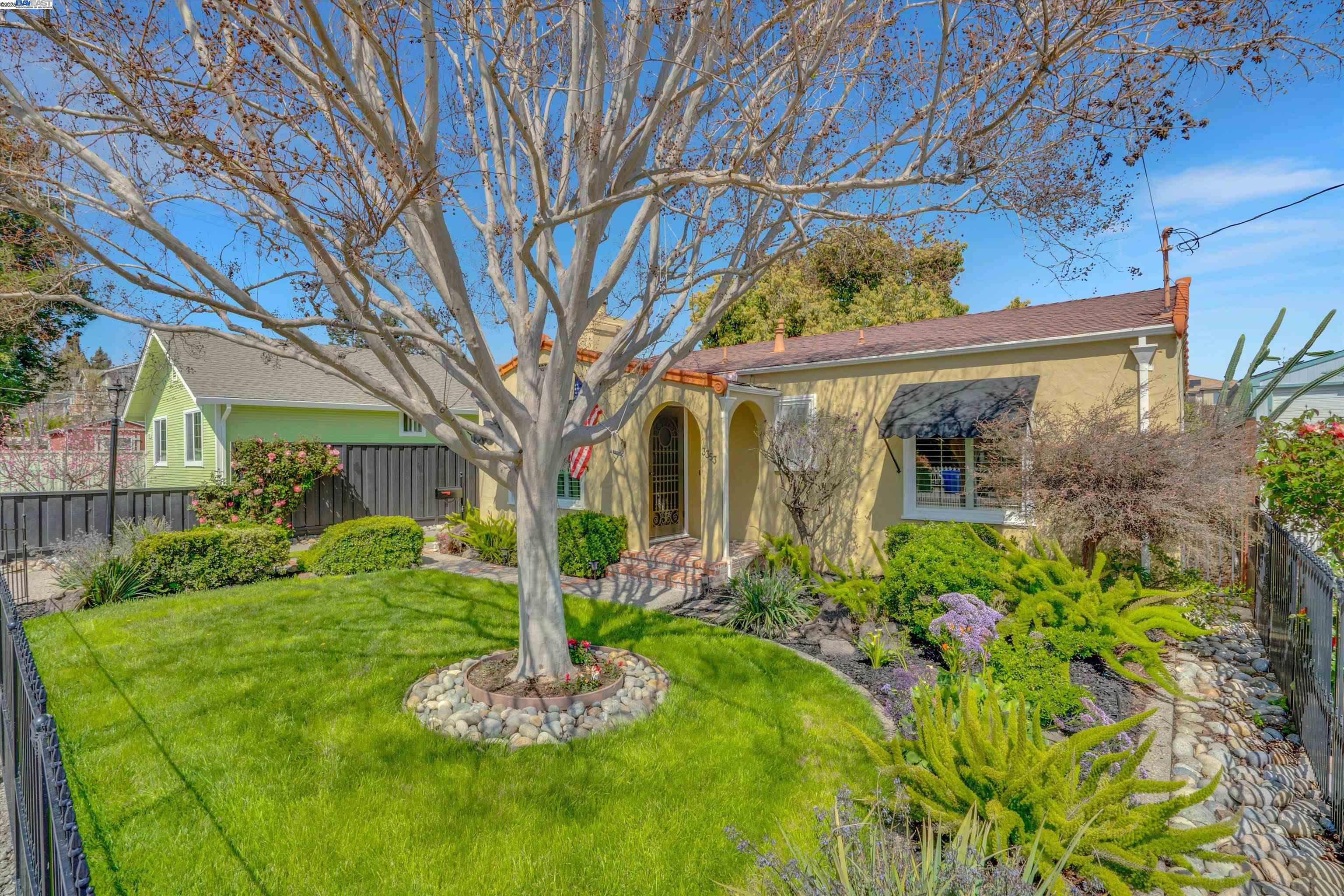 3353 Greenwood Drive, Fremont, California 94536, 2 Bedrooms Bedrooms, 6 Rooms Rooms,2 BathroomsBathrooms,Residential,For Sale,3353 Greenwood Drive,41092972
